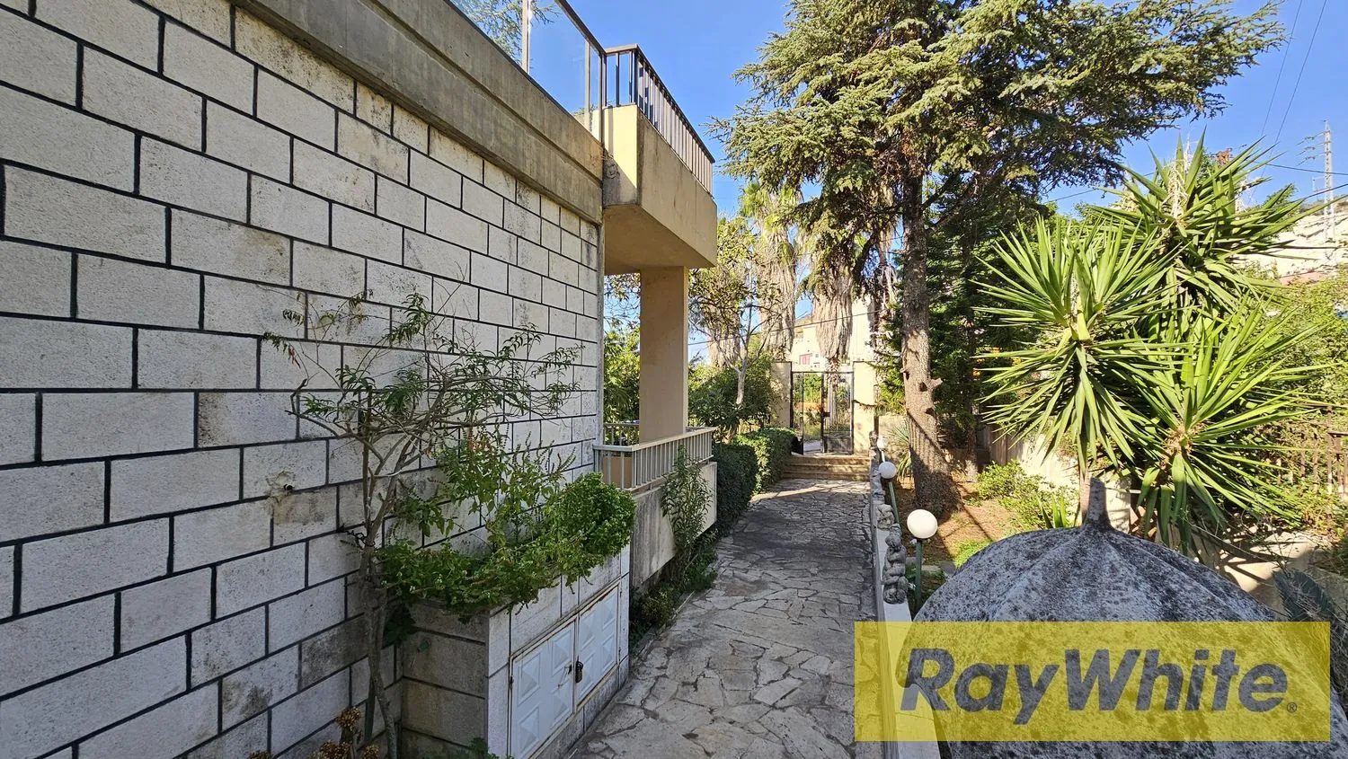 Stand Alone House For Sale In Halat Jbeil