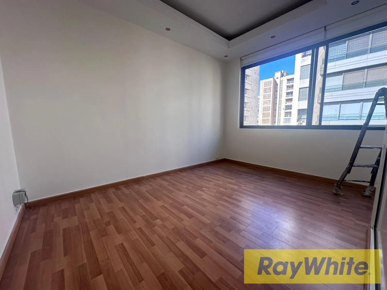 Office For Rent In Ramlet Al-baydah