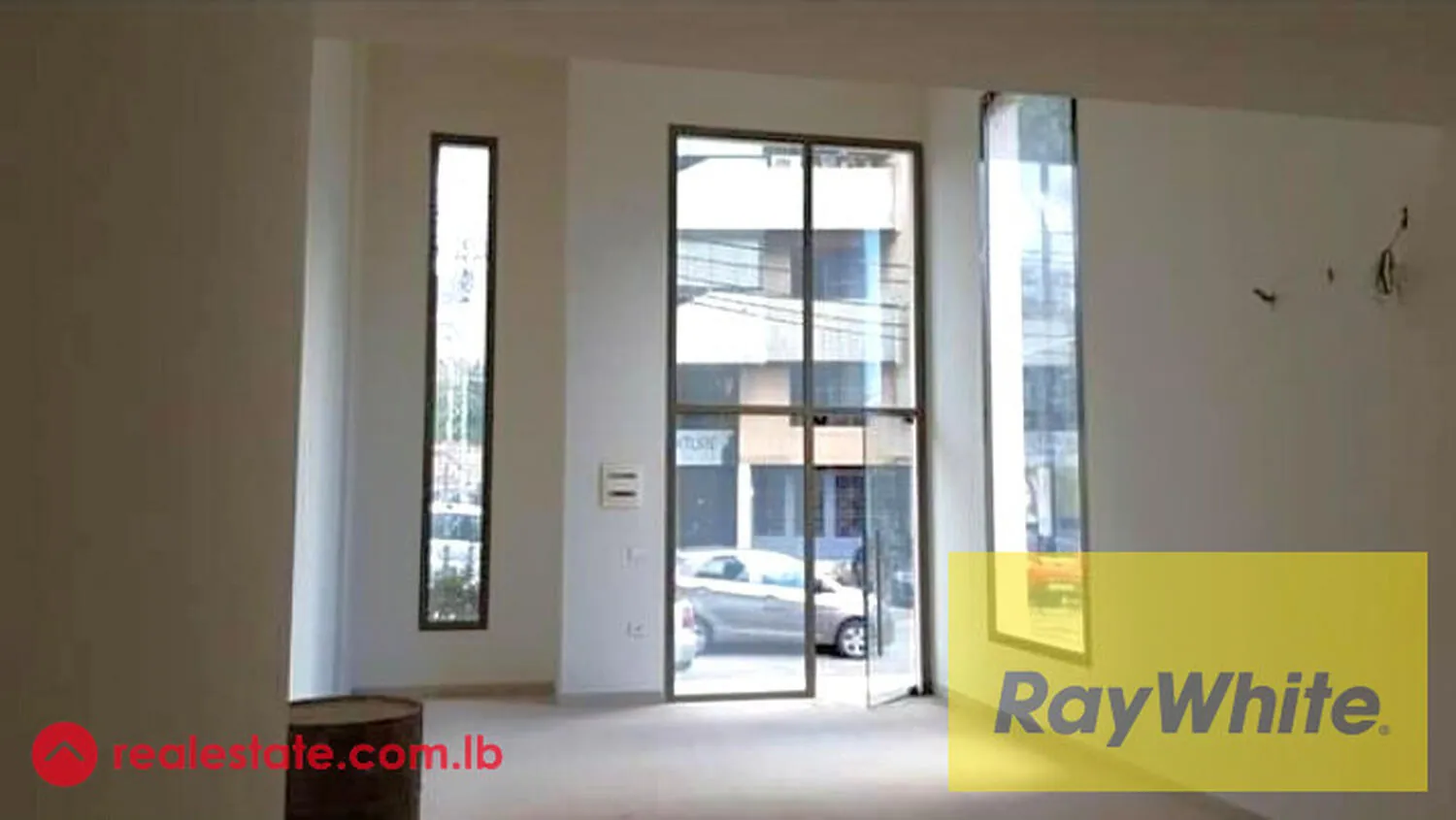 Shop For Rent In Jdeideh — photo 2