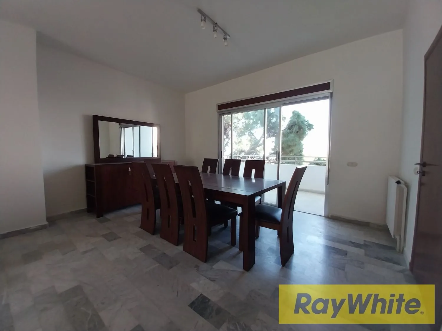Apartment For Sale In El Naqqache | Mountain View — الصورة 3