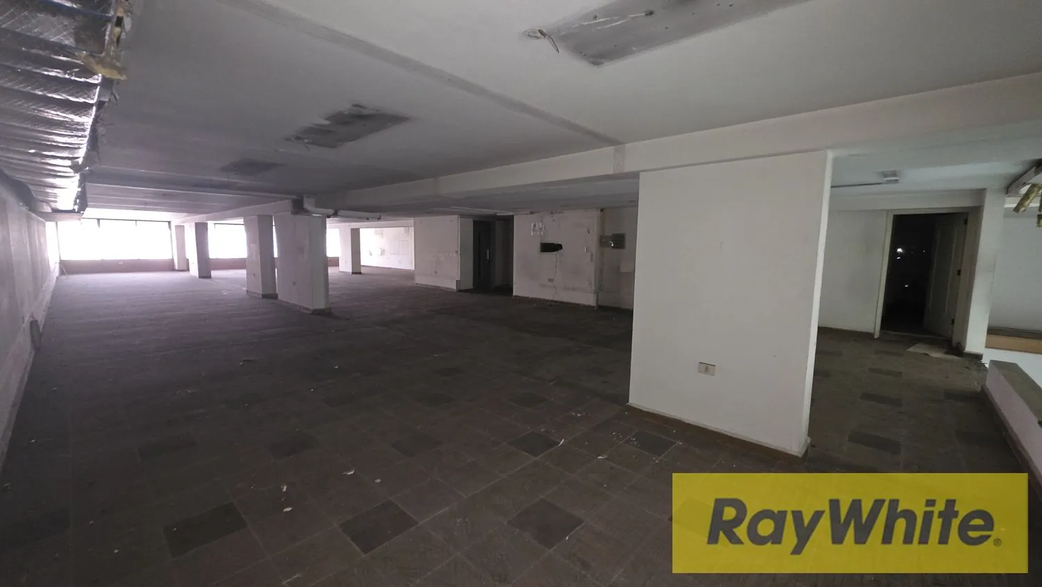 Building For Sale – Achrafieh | Prime Main Road Location — الصورة 2