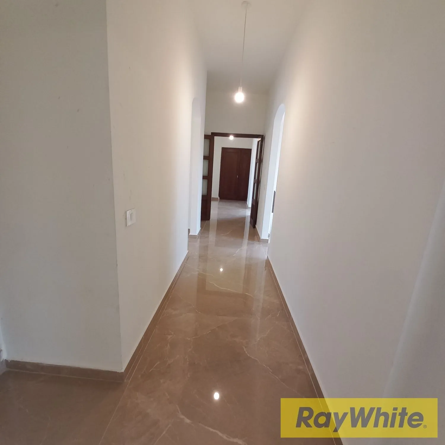 Renovated Apartment On A Hill In Bqenneya For Sale — الصورة 3
