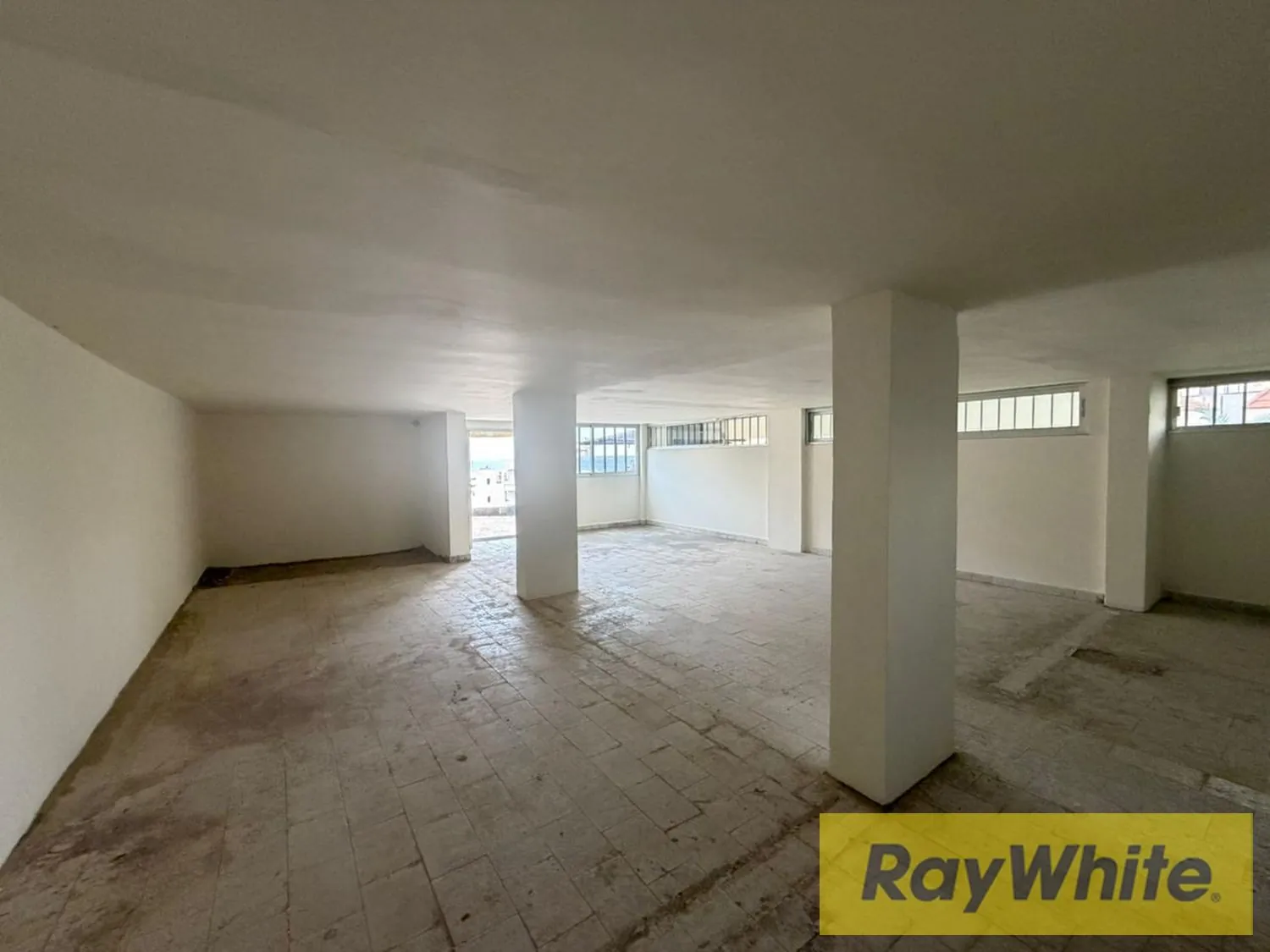 Warehouse For Sale In Fanar – 170 Sqm