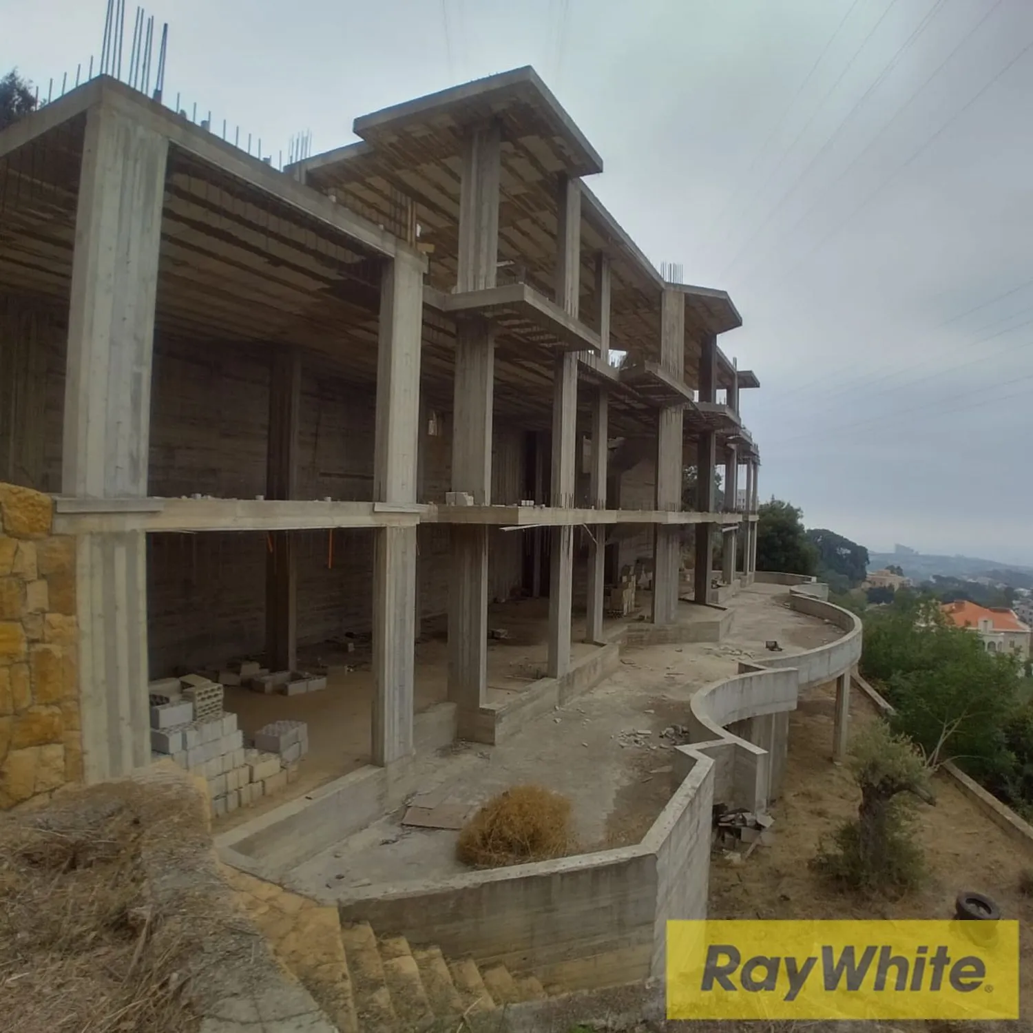 Building For Sale In Chemlan – Under Construction, 1,052 Sqm — الصورة 2