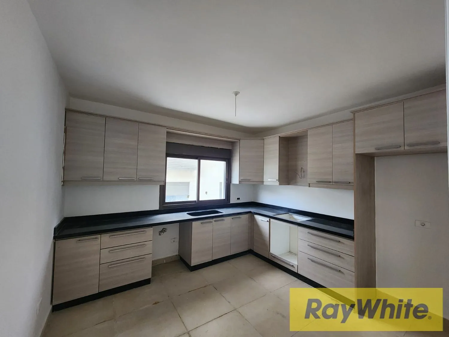 Duplex For Sale In Blaybel – 160 Sqm — الصورة 3
