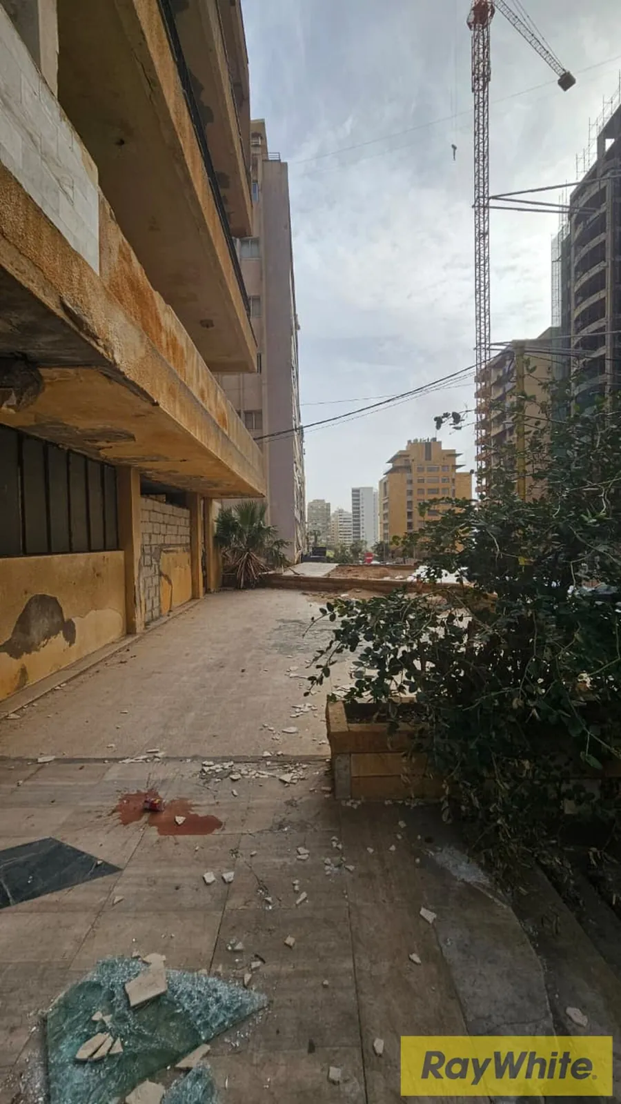 Building For Sale In Ramlet El Bayda – 657 Sqm (including Roof) — الصورة 3