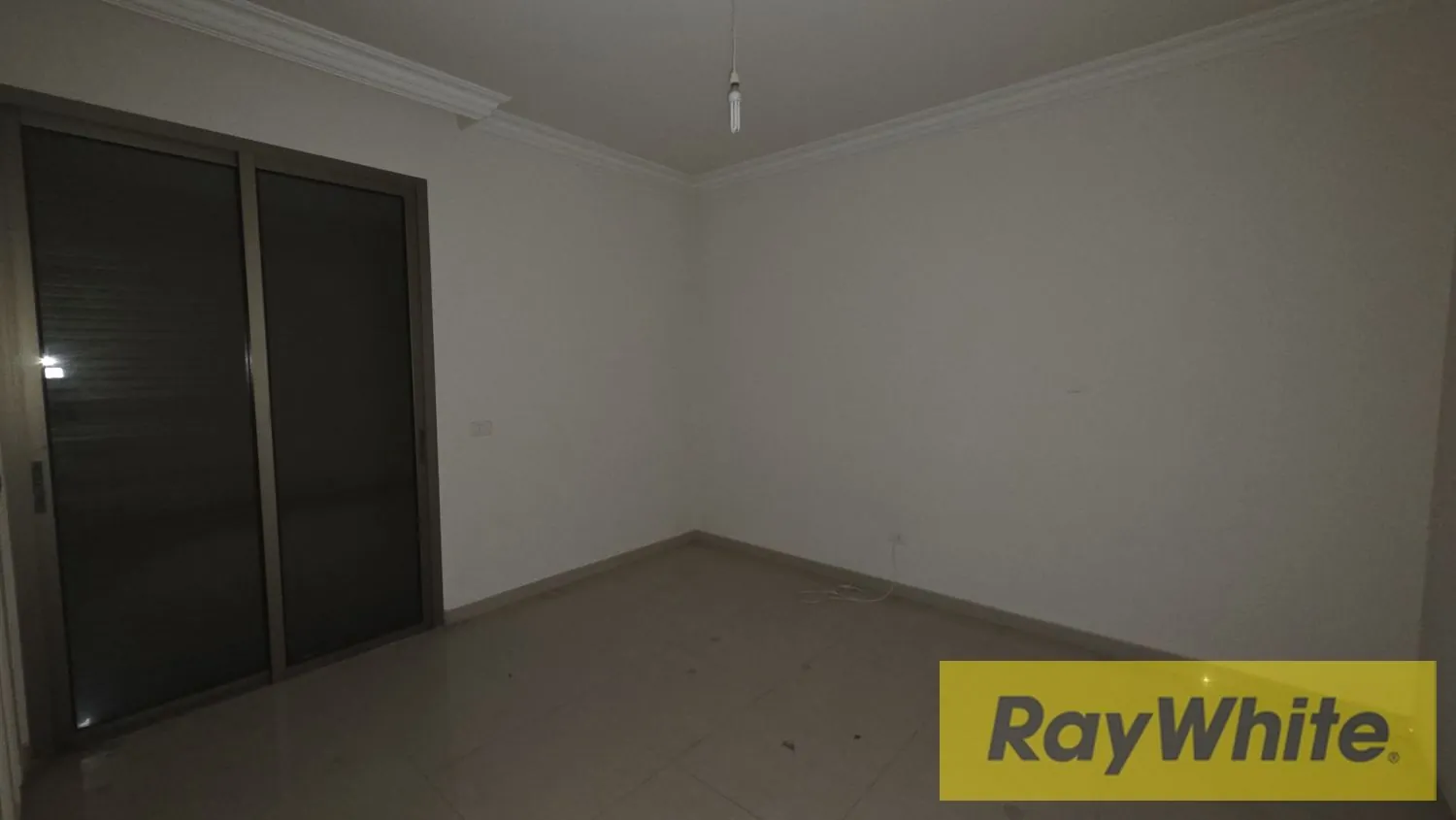Apartment For Sale In Baabda — الصورة 5