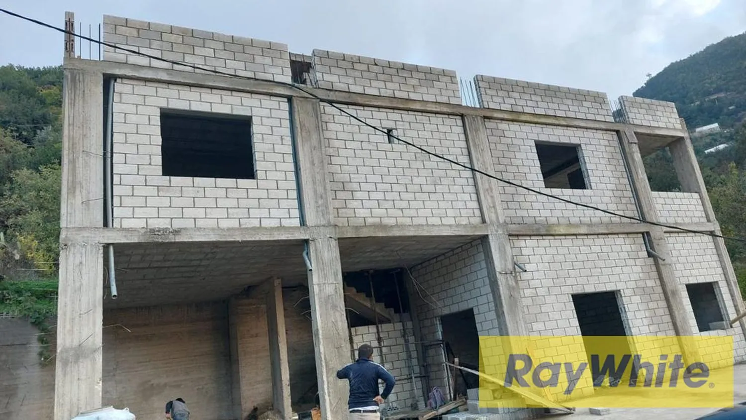 Land With Stand Alone For Sale In Ghazir — الصورة 2