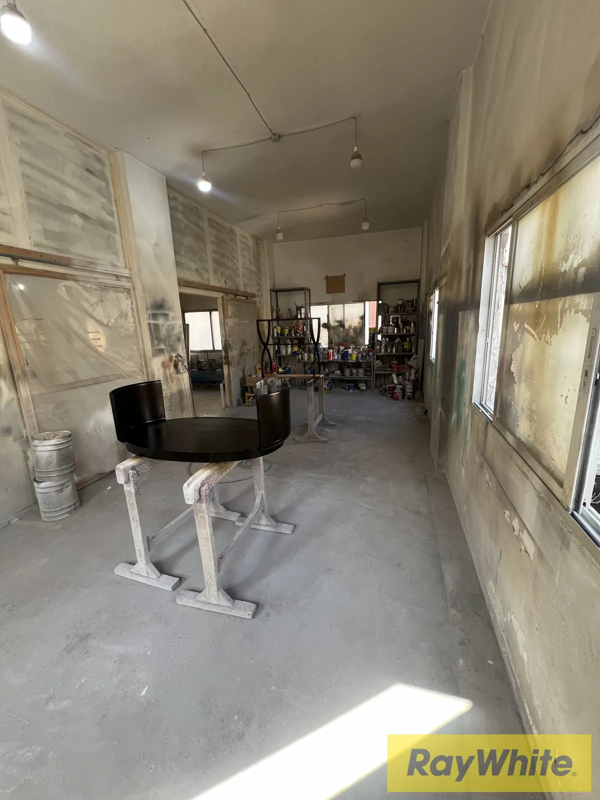 Industrial Hall For Rent In Sad El Bouchrieh – 150 Sqm — photo 2