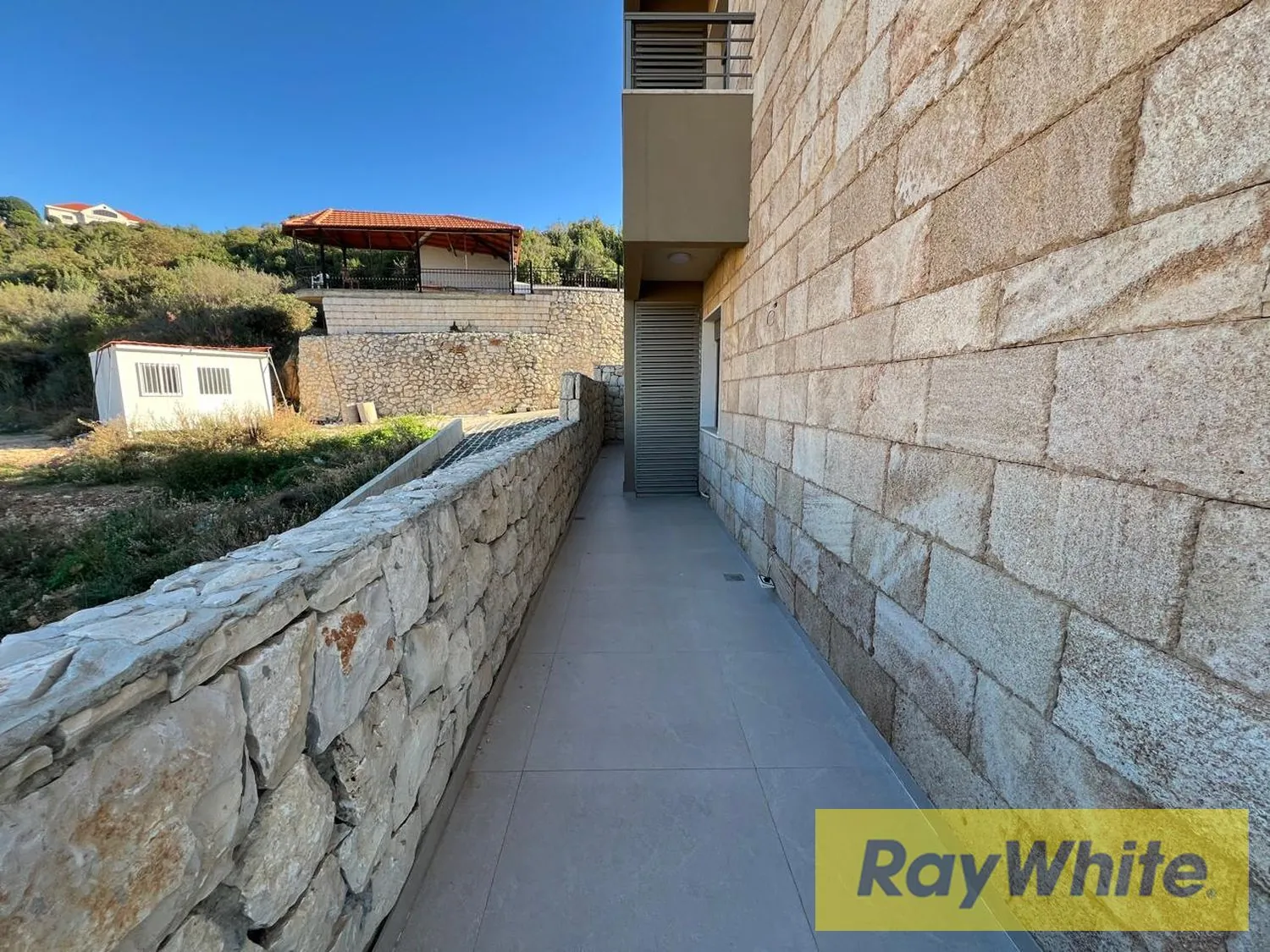Brand New Apartment For Sale In Kfaraabida Batroun — photo 2