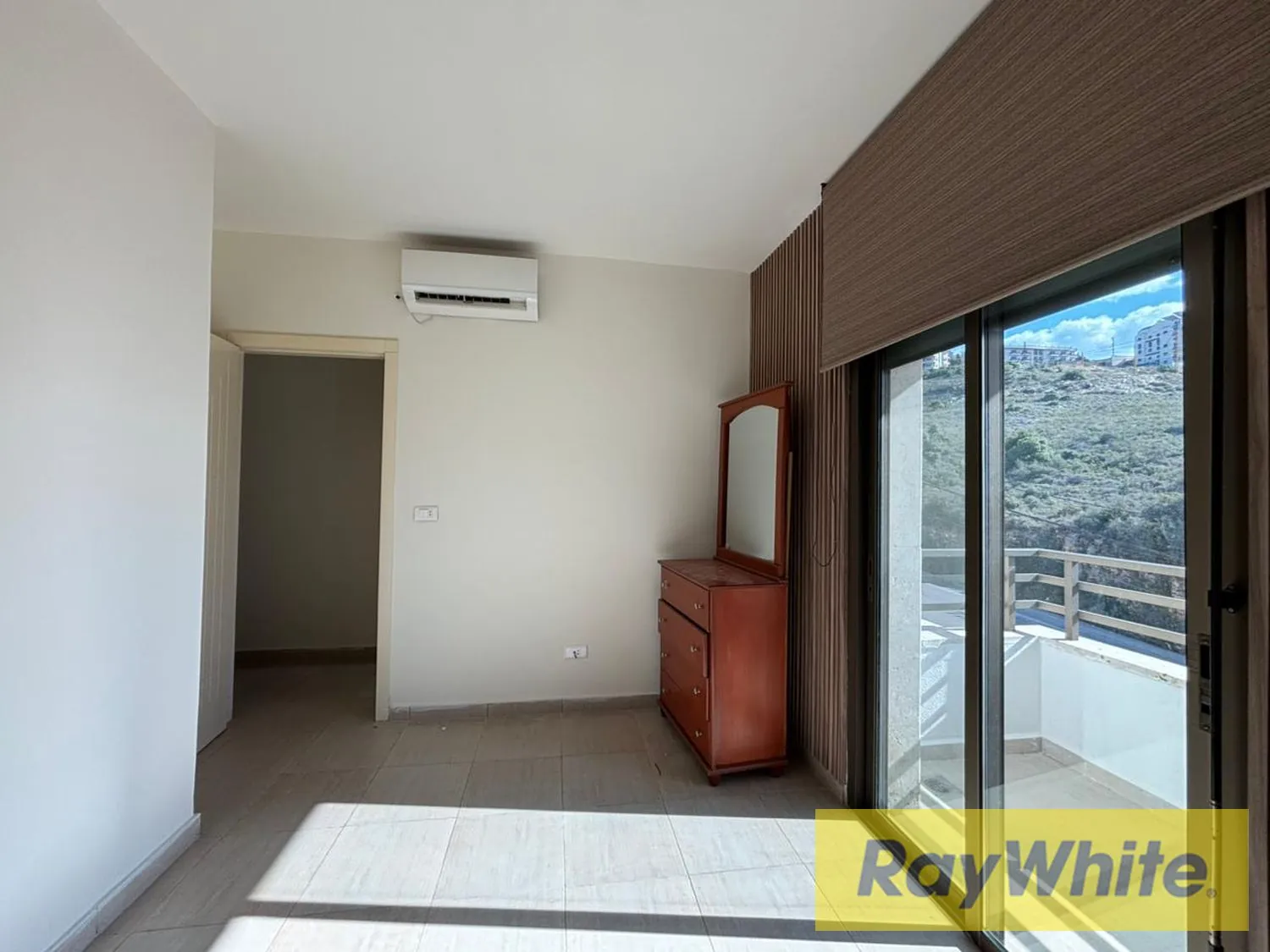 Furnished Apartment For Sale In Hboub Jbeil — الصورة 4