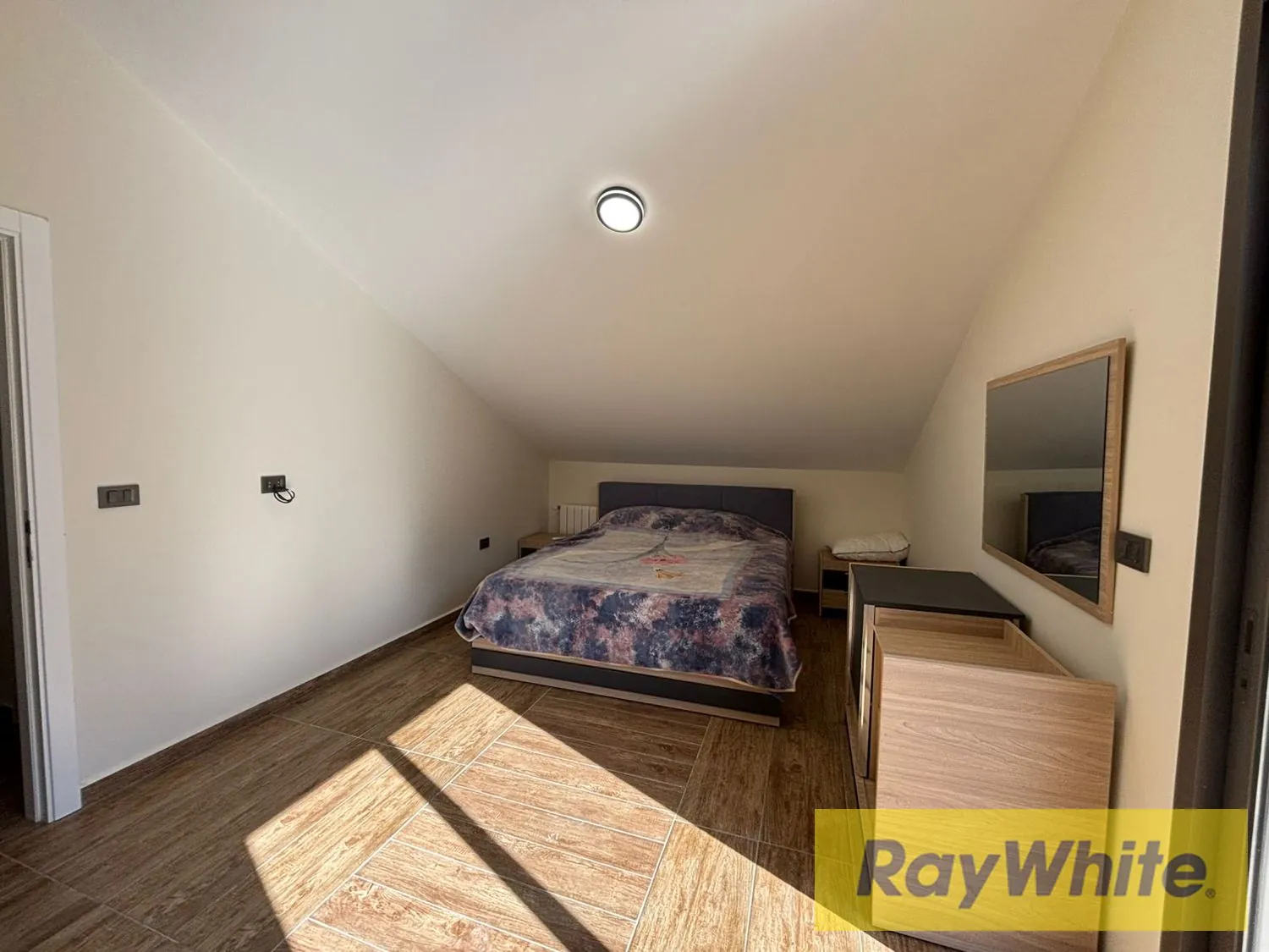 Duplex Apartment For Sale In Hboub Jbeil — الصورة 5