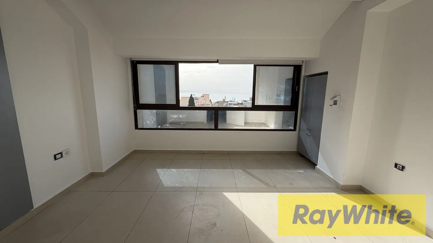 Office For Rent In Jbeil