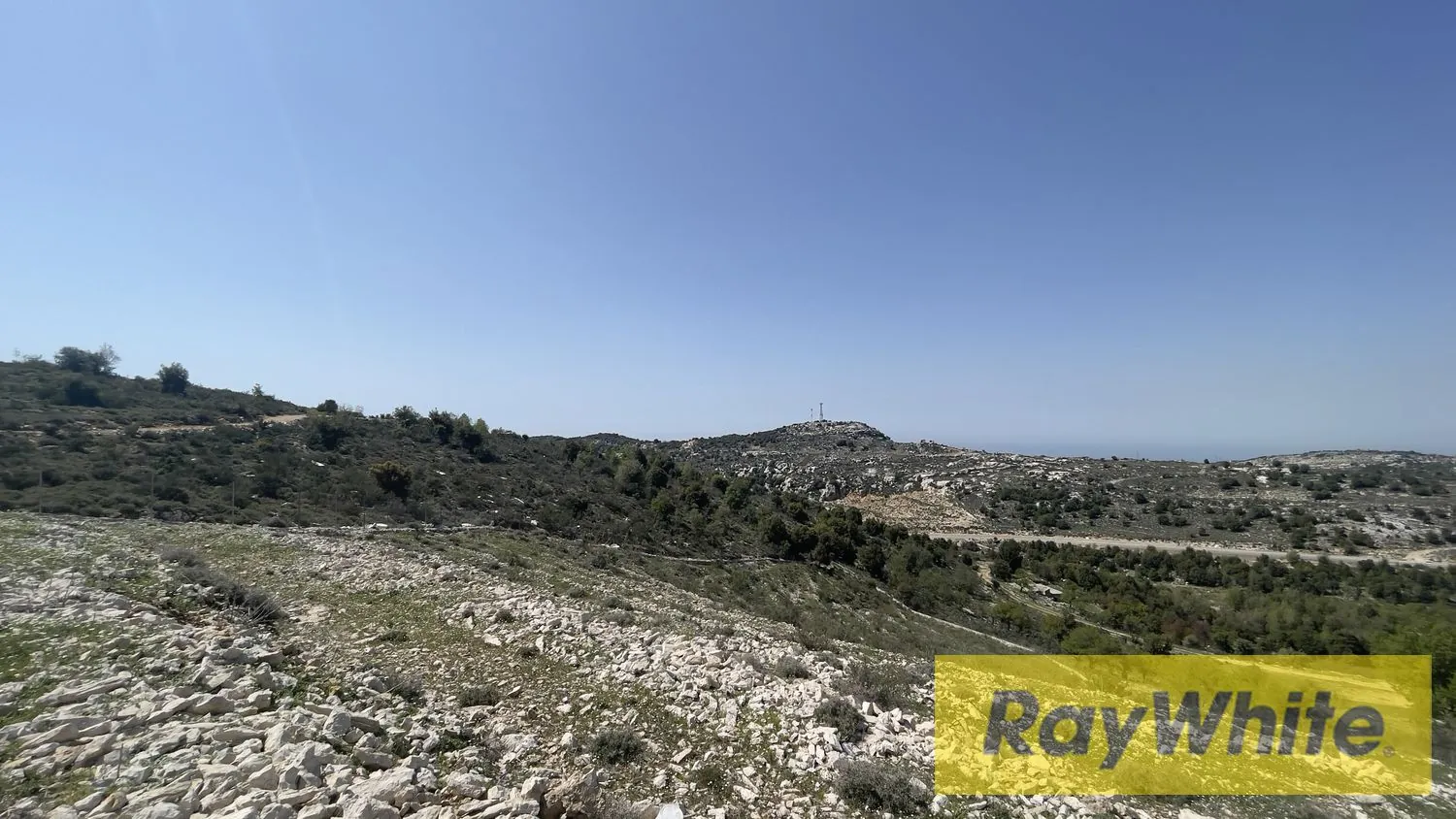 Land For Sale In Mechmech Jbeil — الصورة 3