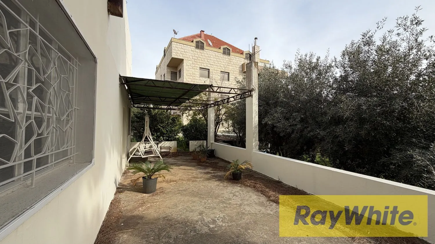 Stand Alone House For Sale In Amchit Jbeil — الصورة 4