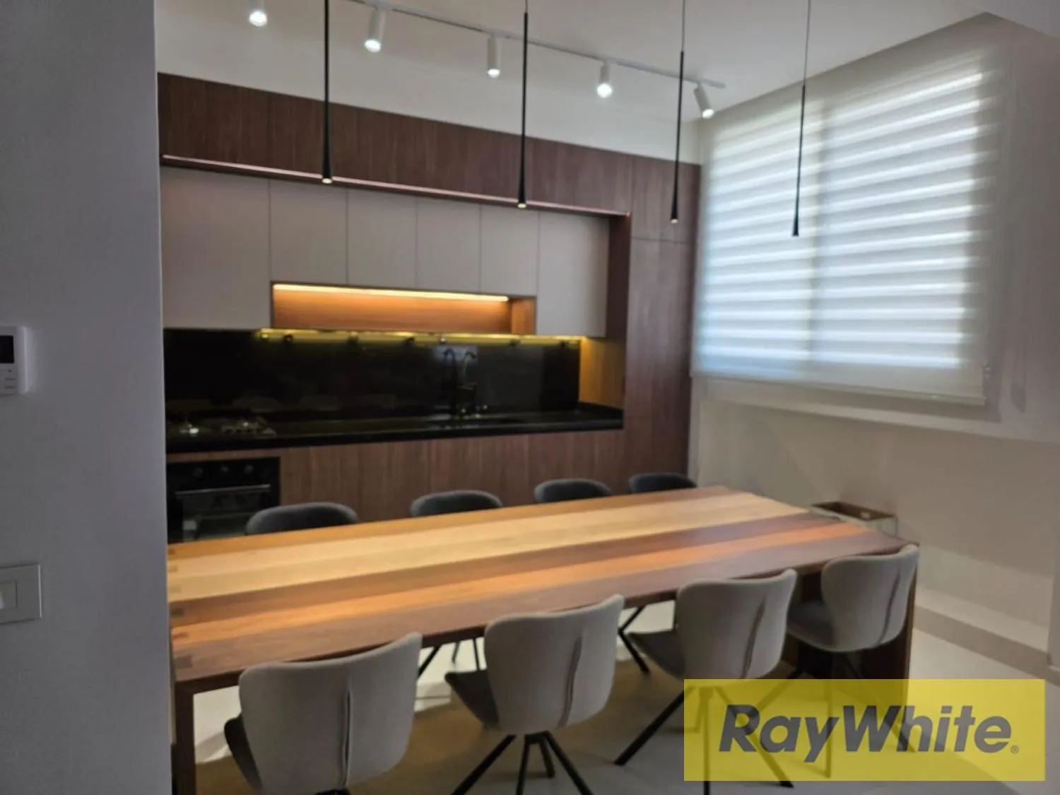 Apartment For Sale In Achrafieh – 150 Sqm — photo 2