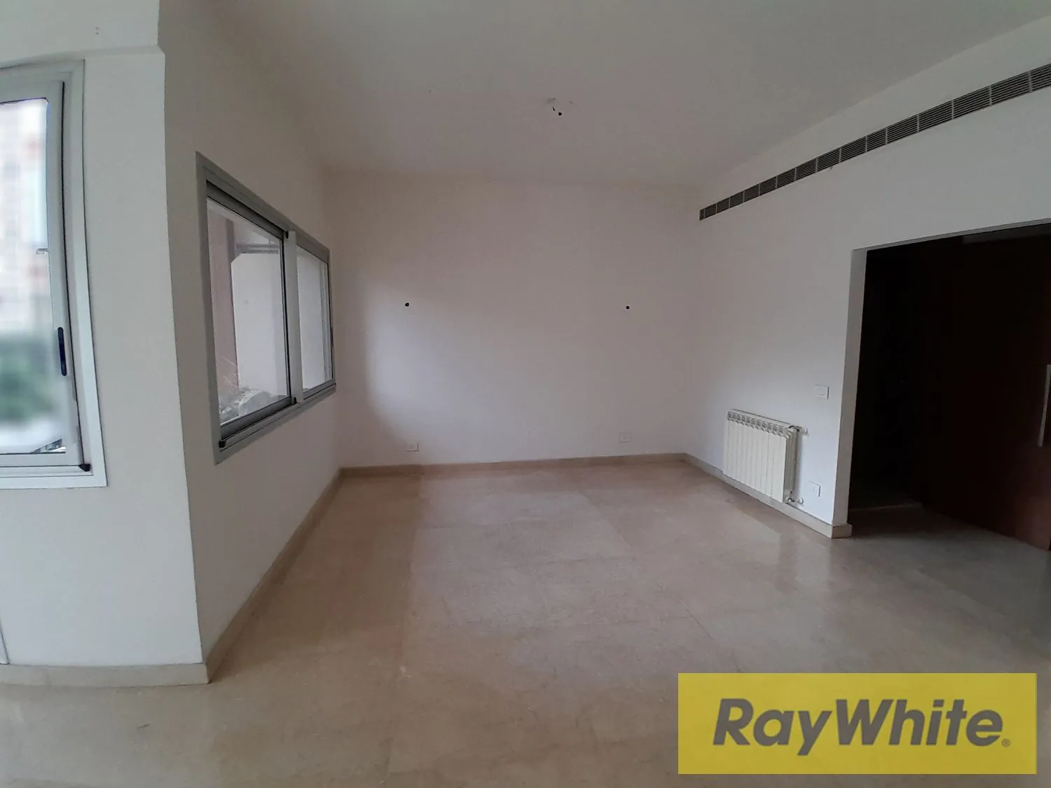 Apartment For Rent In Sodeco – 233 Sqm — photo 2