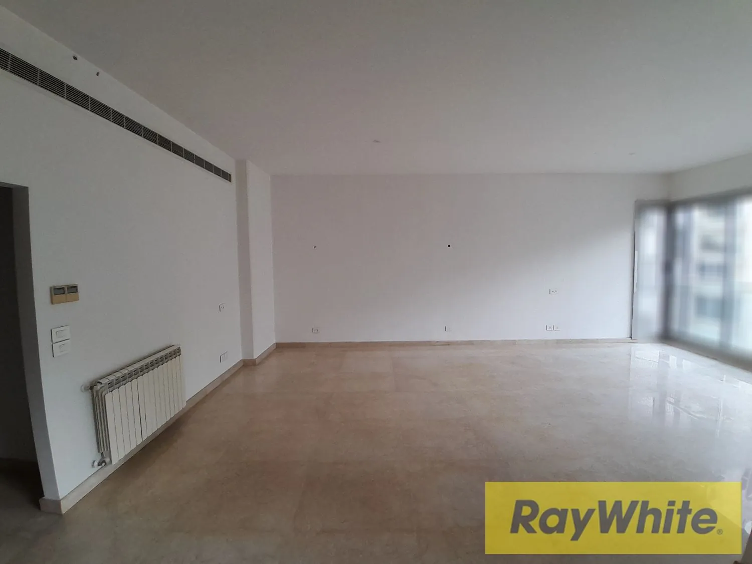 Apartment For Rent In Sodeco – 233 Sqm — photo 3