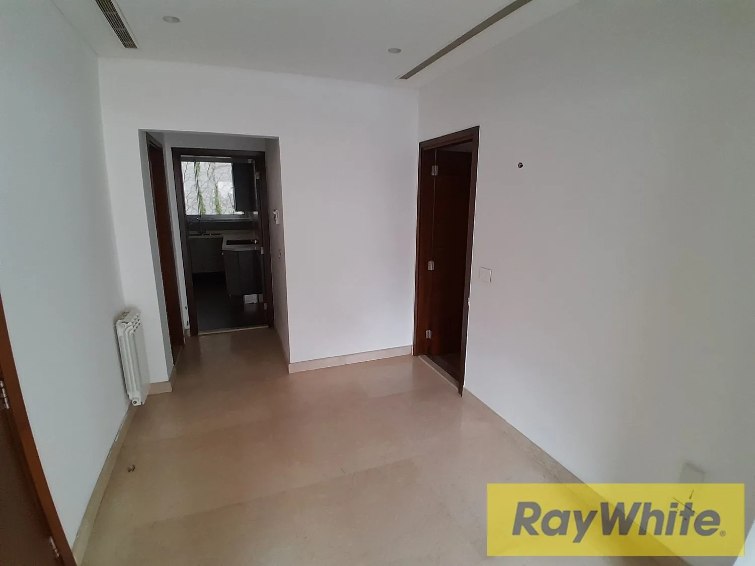 Apartment For Rent In Sodeco – 233 Sqm — photo 4