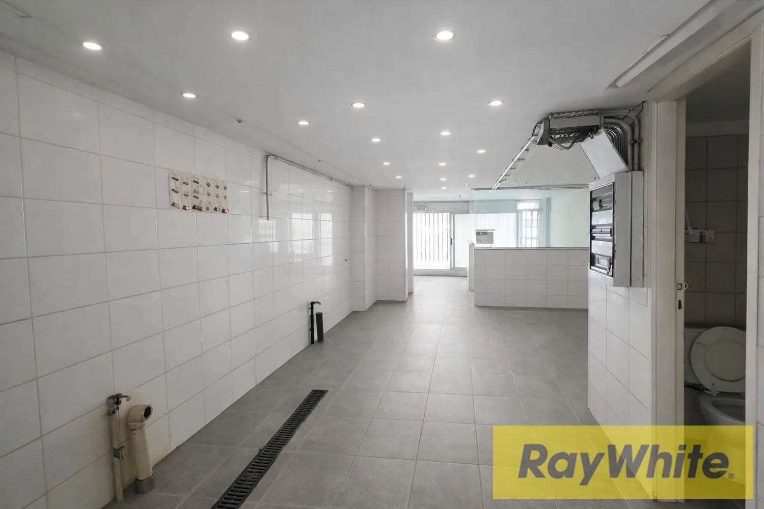 Shop For Rent In Horch Tabet – Prime Main Road Location