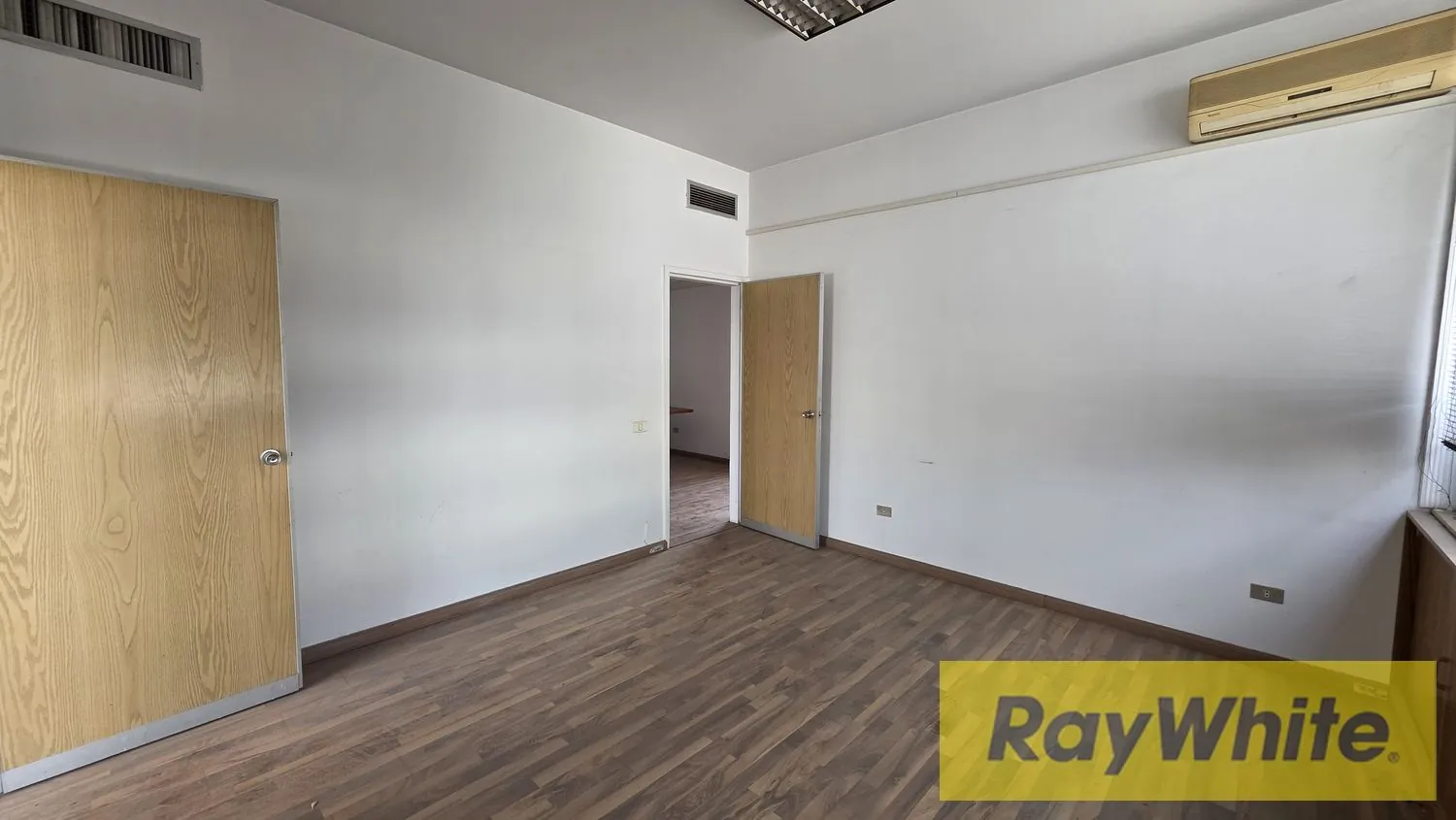 Office For Rent In Horch Tabet – Prime Main Road Location