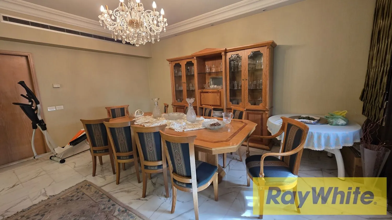 Furnished Apartment For Sale In Louaizeh — الصورة 4