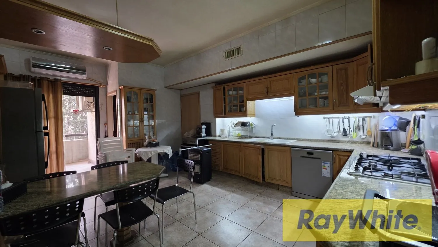 Furnished Apartment For Sale In Louaizeh — الصورة 5