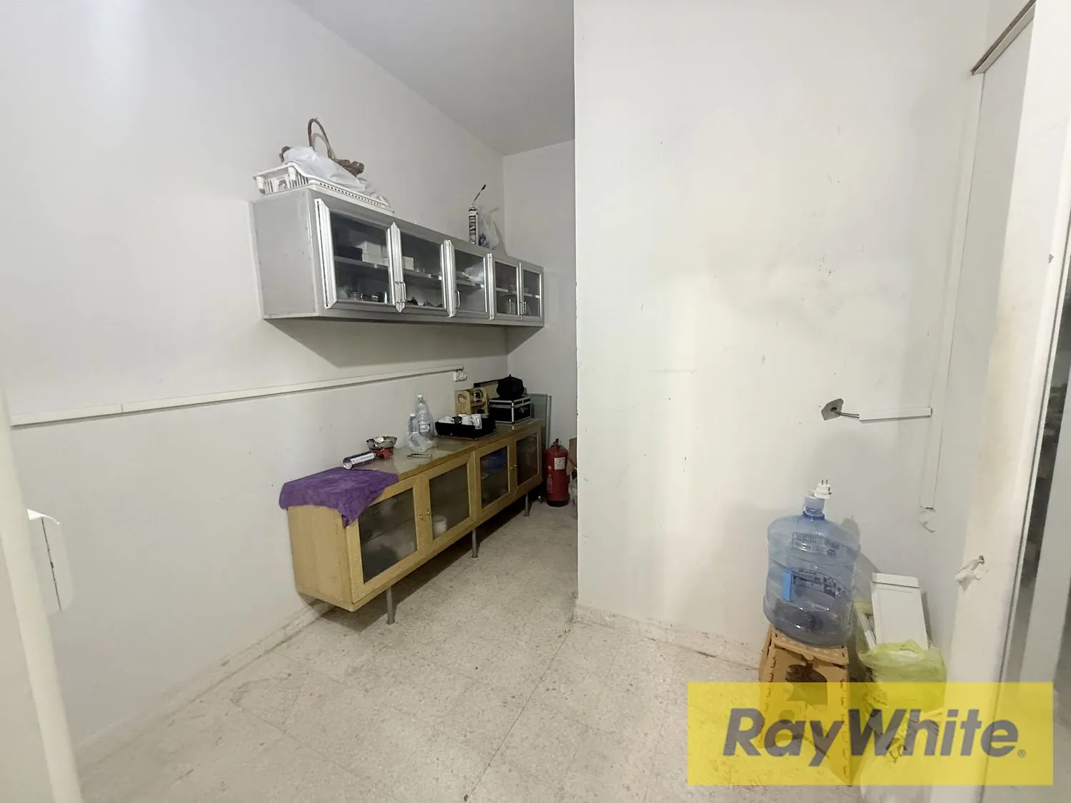 Shop For Sale In Halat Jbeil — الصورة 4