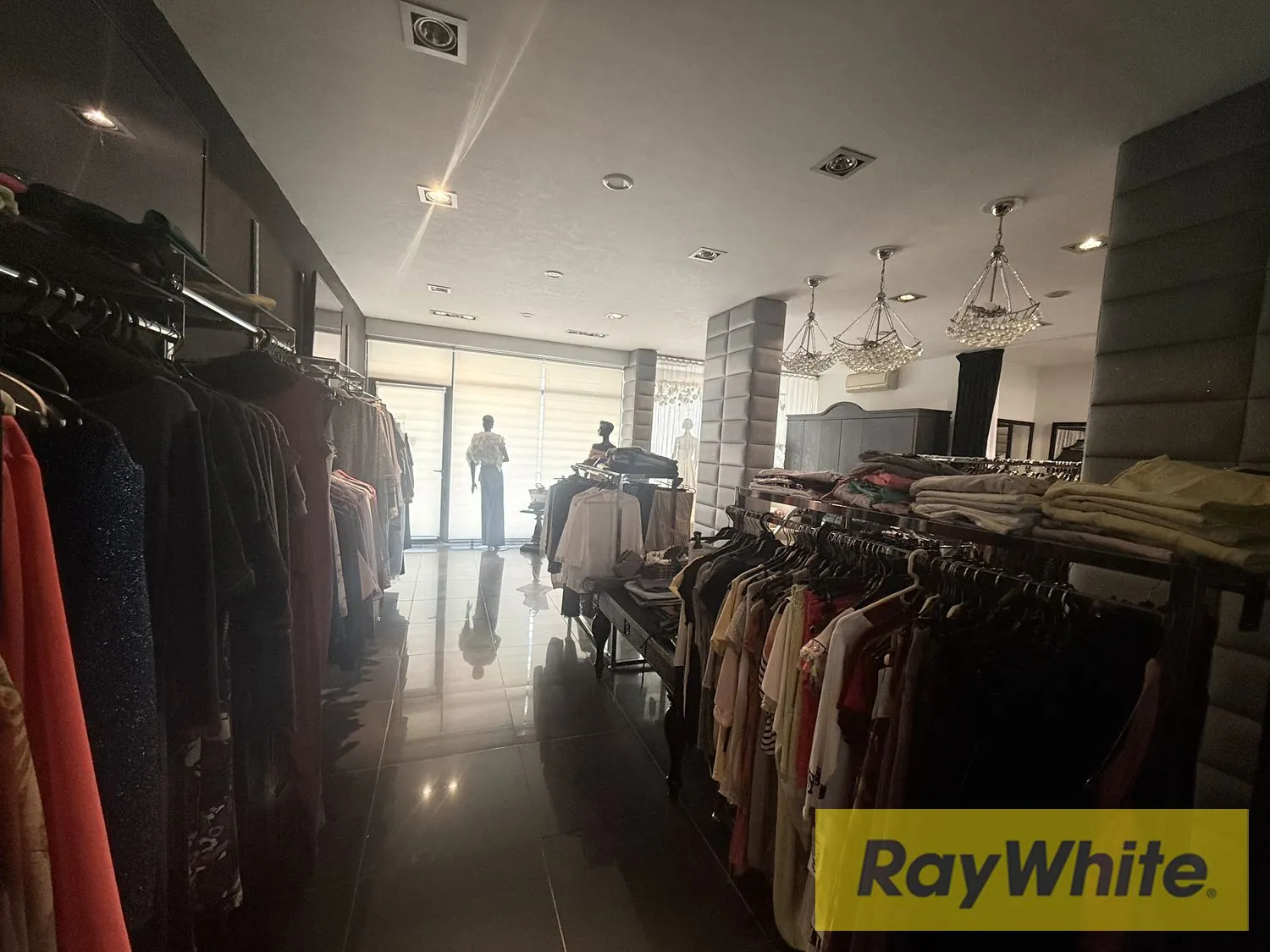 Shop For Sale In Halat Jbeil — الصورة 5