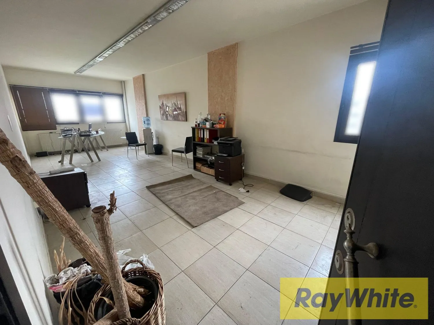 Office For Sale In Dora – 55 Sqm — الصورة 3
