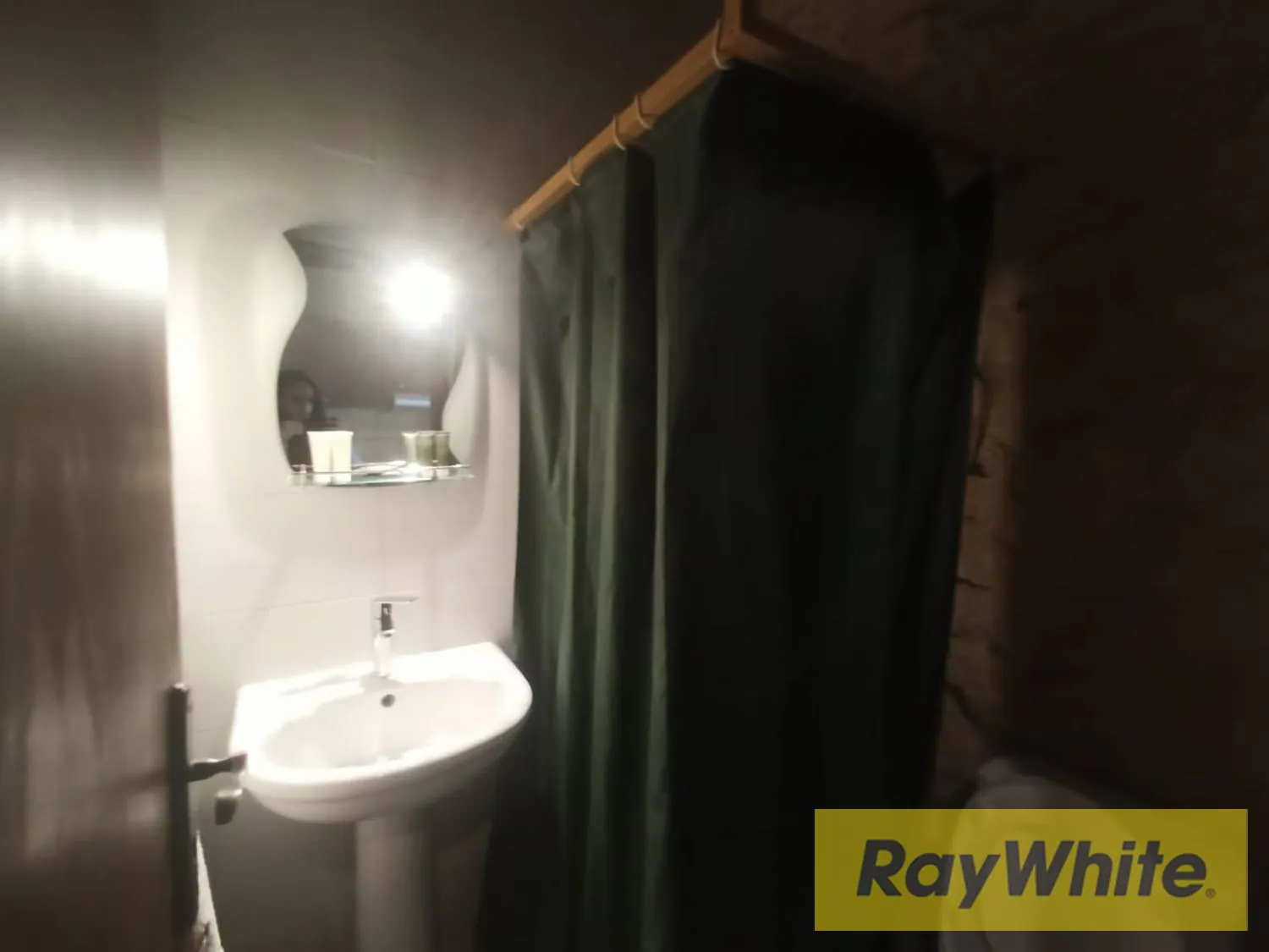 Chalet For Rent In Blat Jbeil — الصورة 5