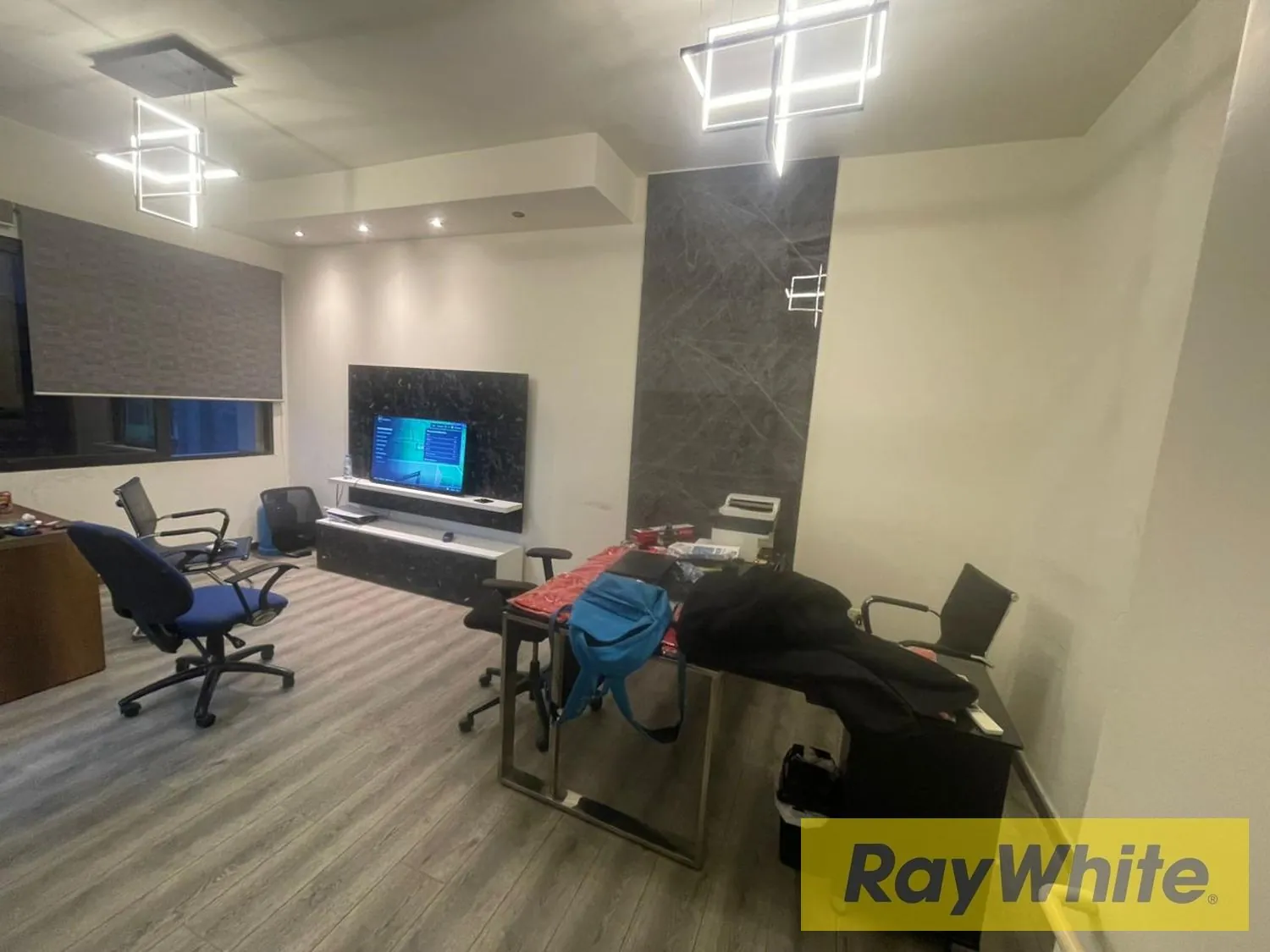 Furnished Office For Sale In Antelias |city View — الصورة 4