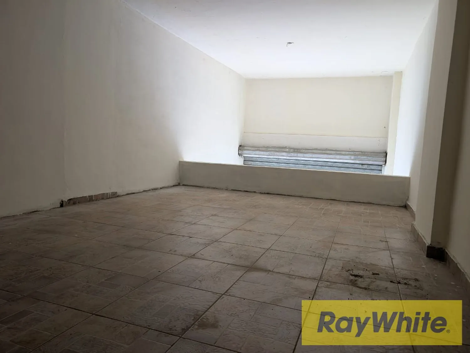 Shop For Rent In Nahr Ibrahim — الصورة 3