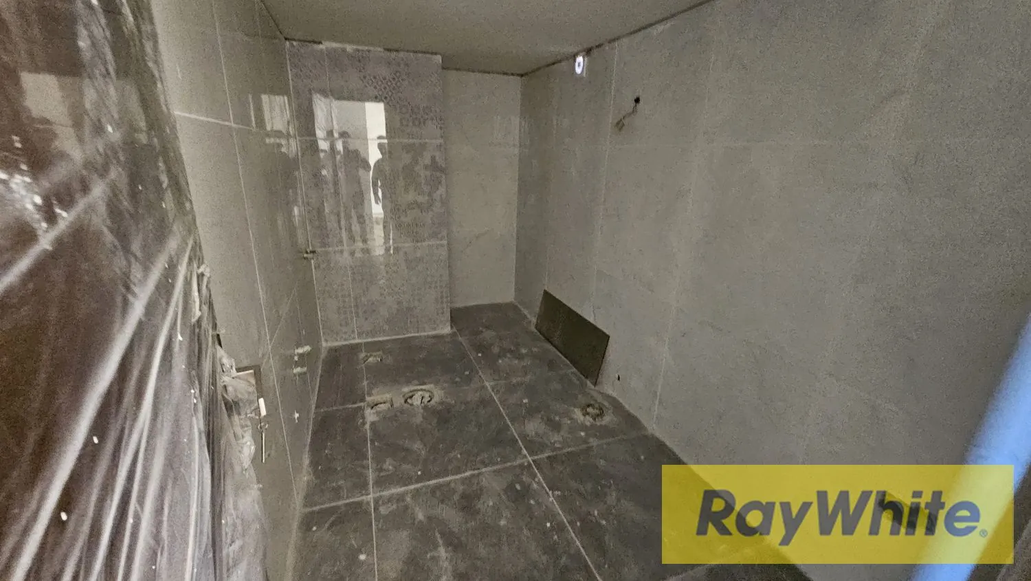 Apartment For Sale In Bouar — الصورة 5