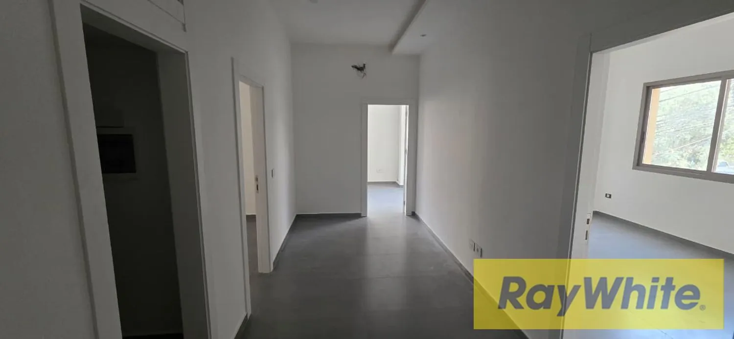 Office For Rent In Jdeideh -prime Location — الصورة 1