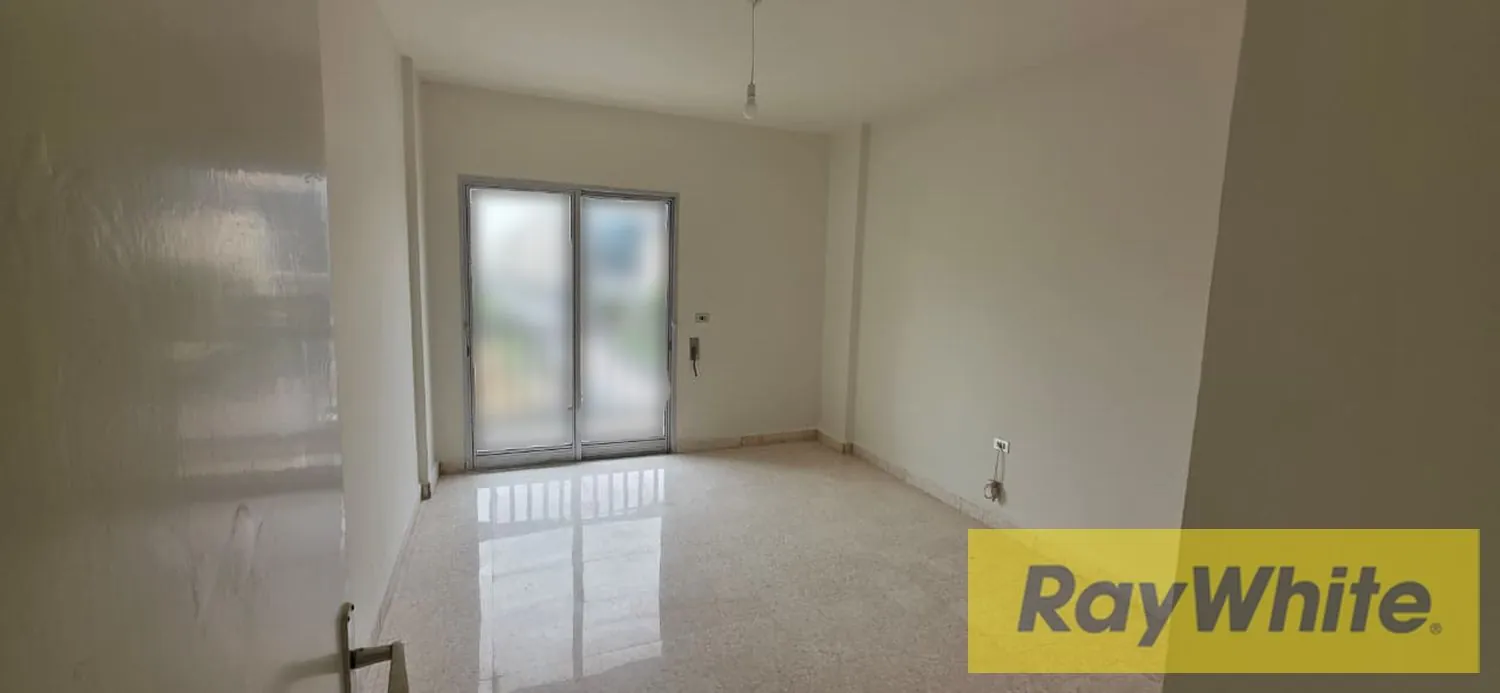 Apartment For Rent In Jdeideh — الصورة 4