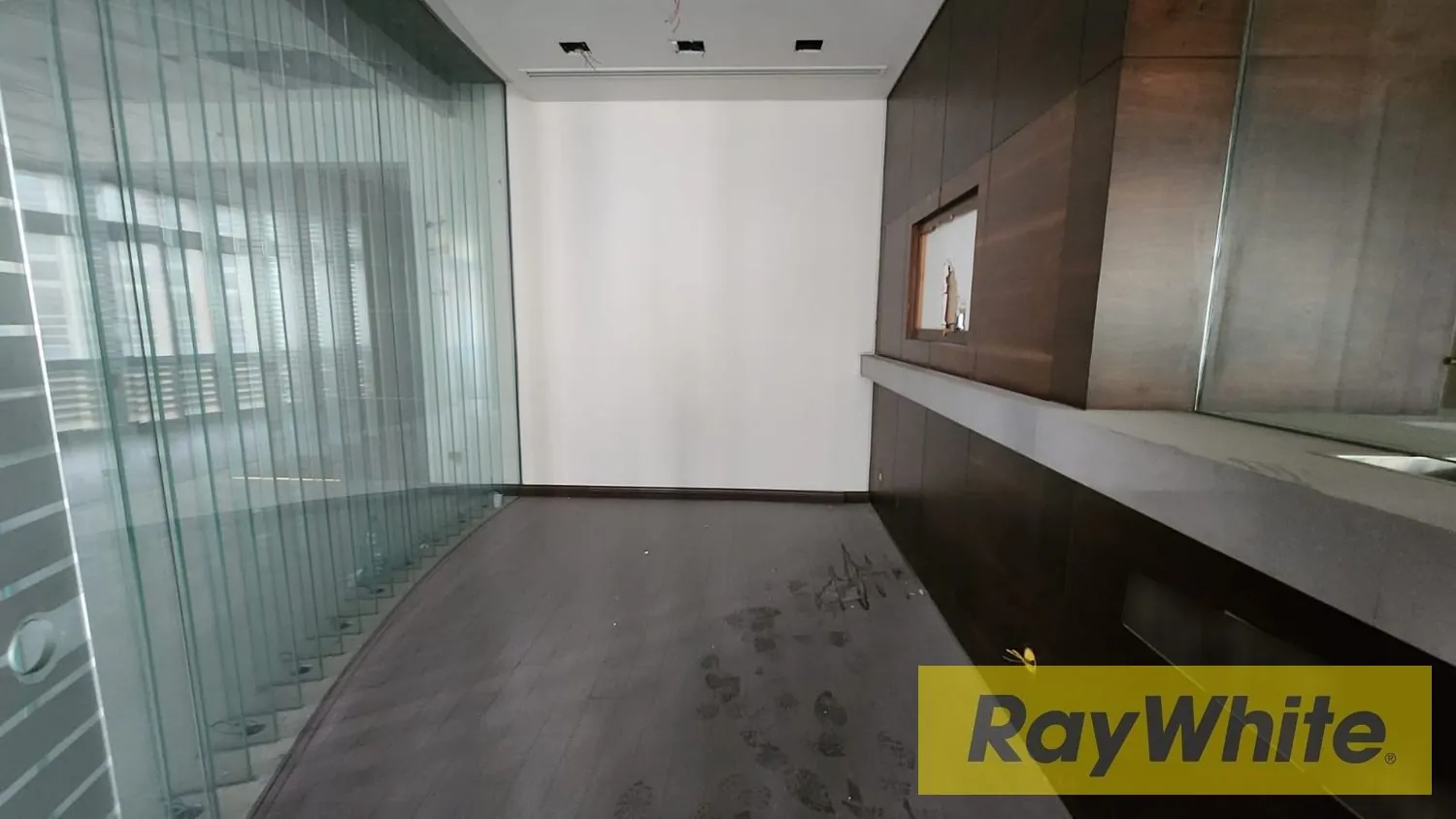 Office For Rent | Solidere Downtown Beirut — الصورة 5