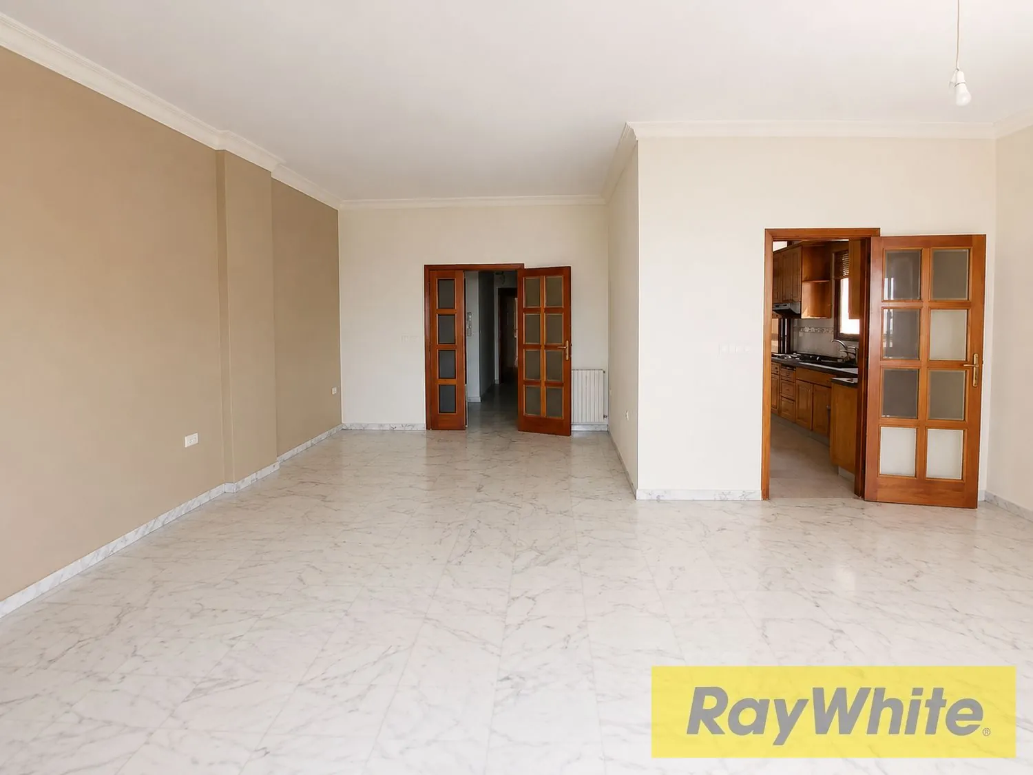 Apartment For Rent In Rabweh – Sea View — الصورة 3
