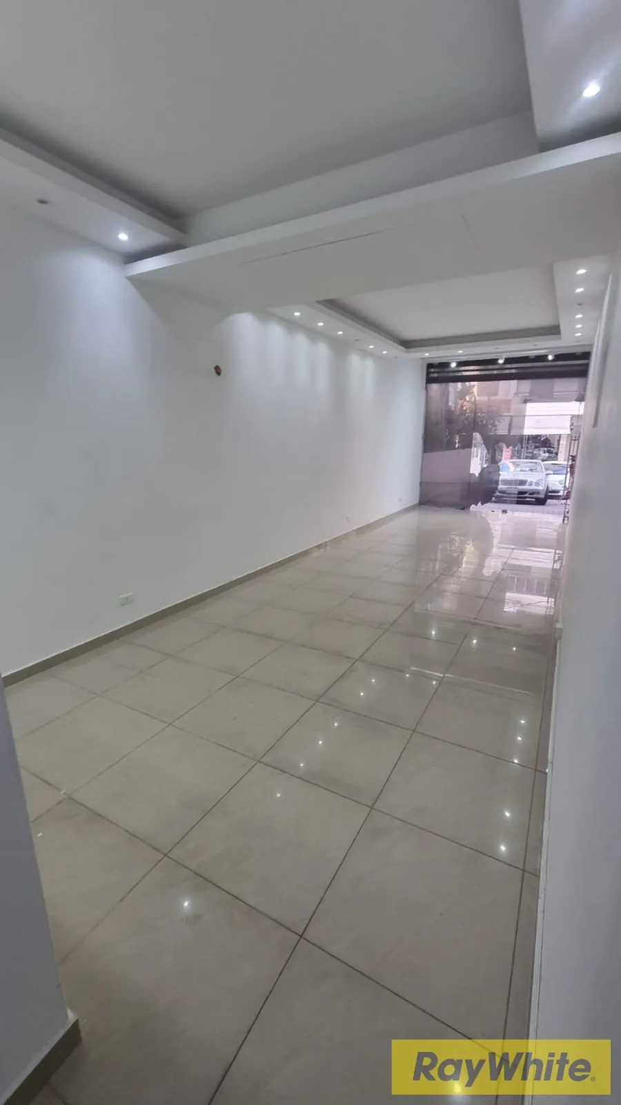 Shop For Sale In Zalka — photo 2