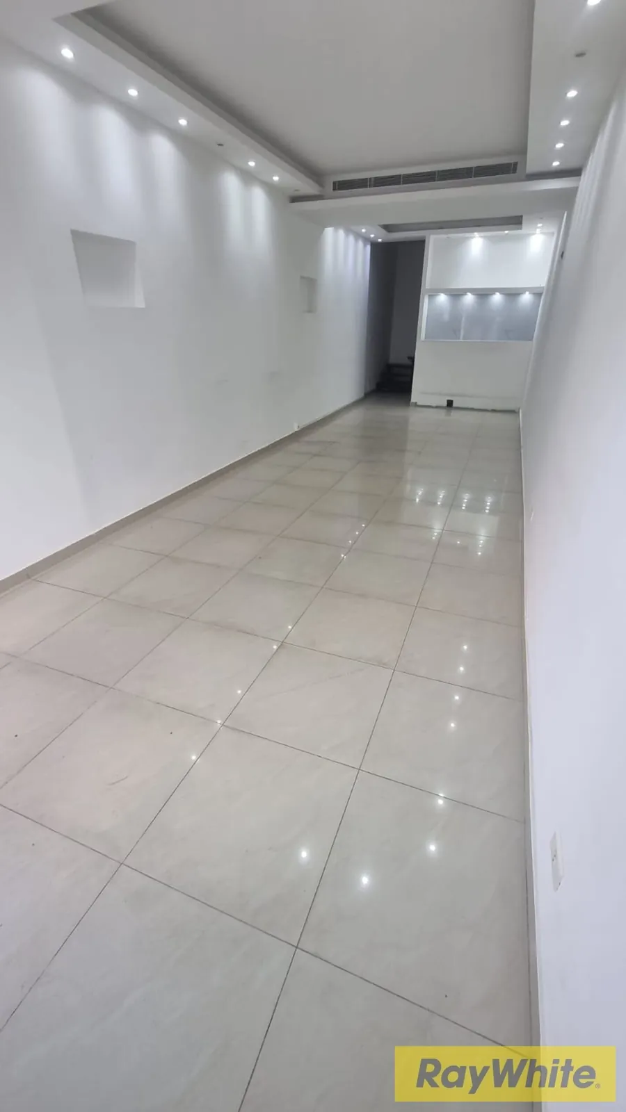 Shop For Sale In Zalka — photo 4