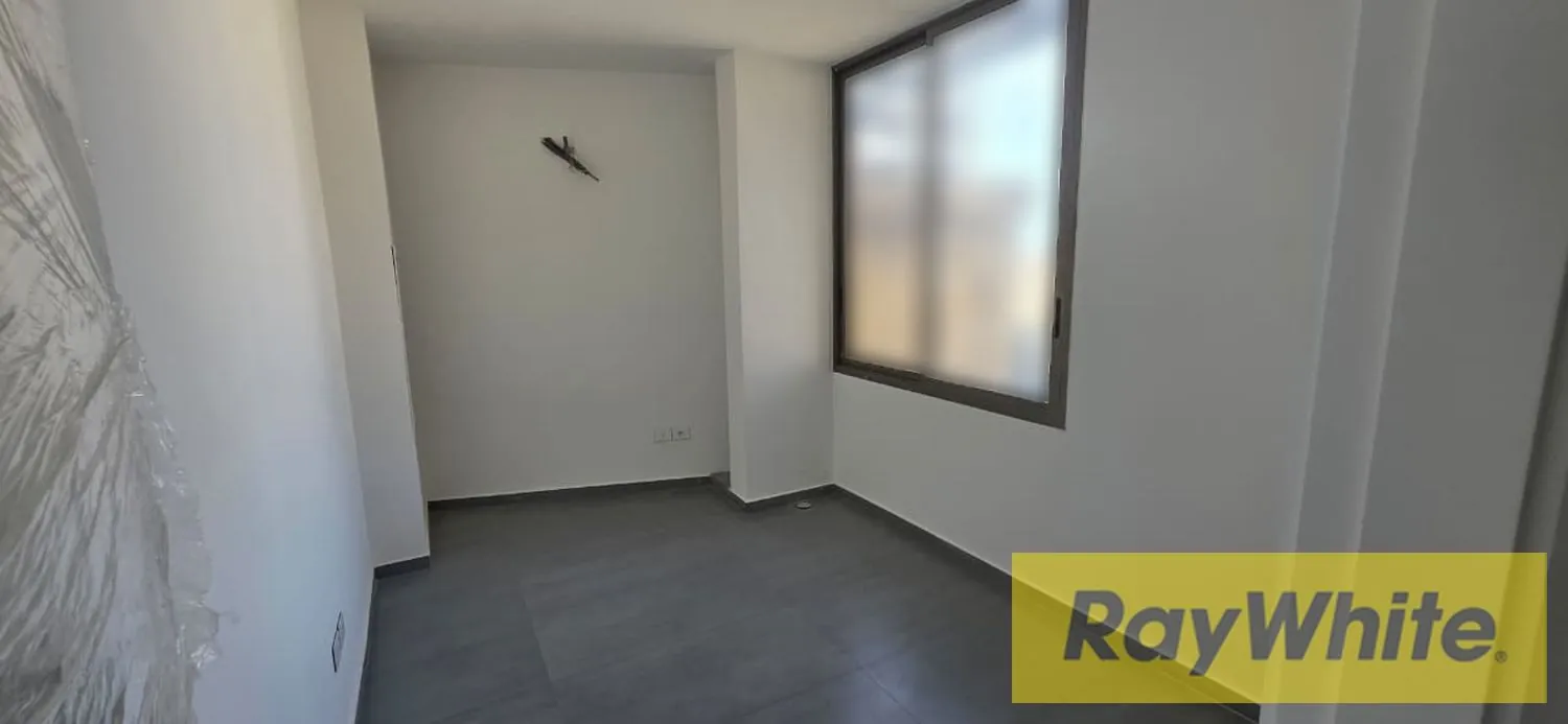 Office For Rent In Jdeideh -prime Location — الصورة 3