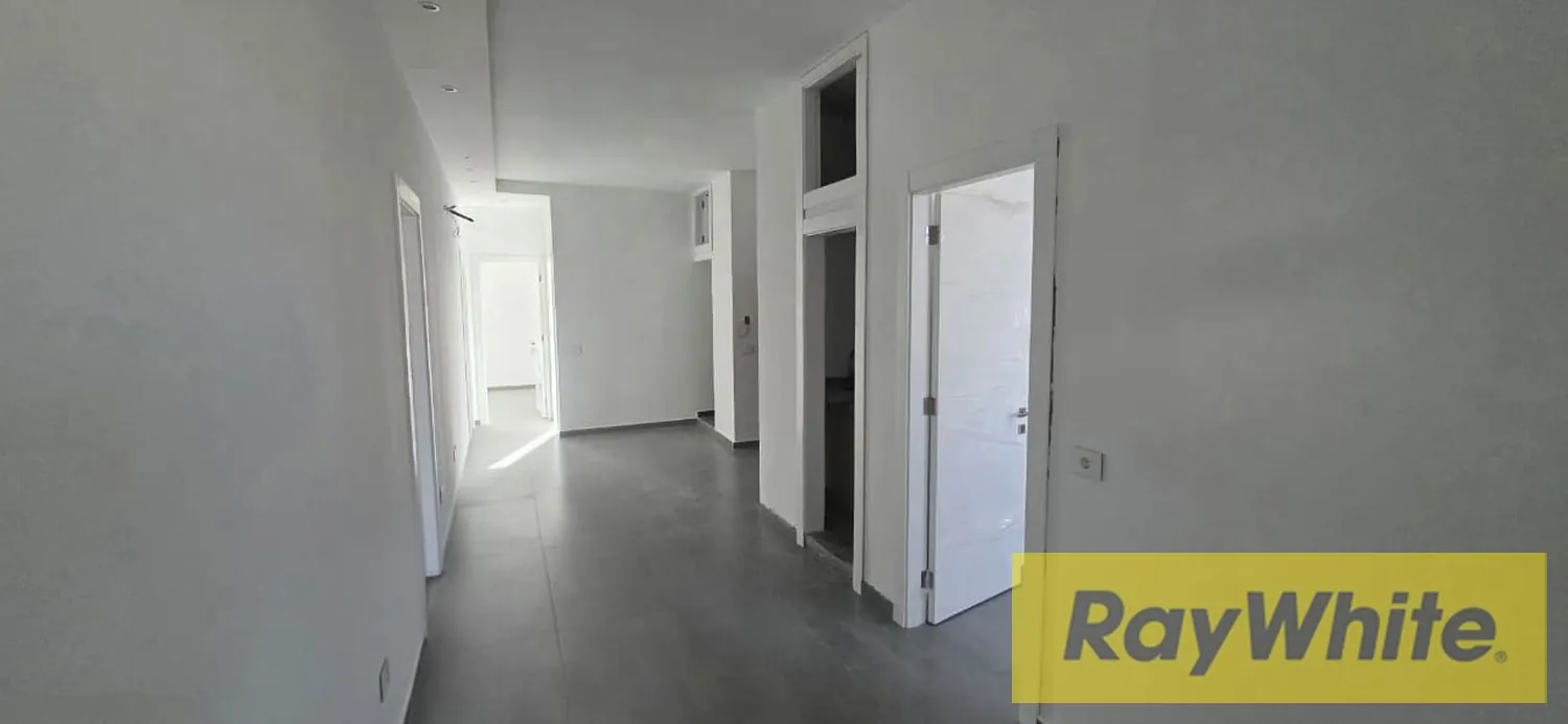 Office For Rent In Jdeideh -prime Location — الصورة 4