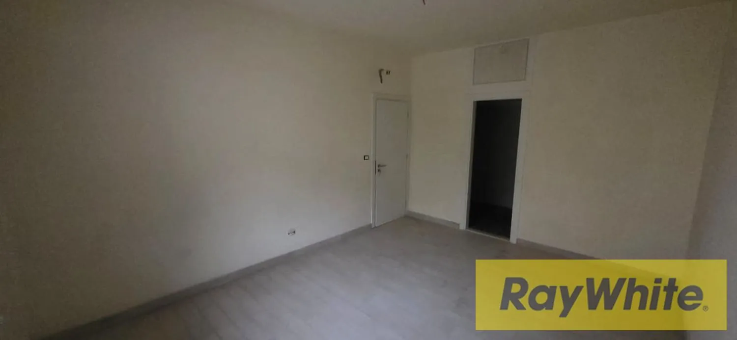 High-end Apartment For Sale In Ain Saddeh- Prime Location — الصورة 3