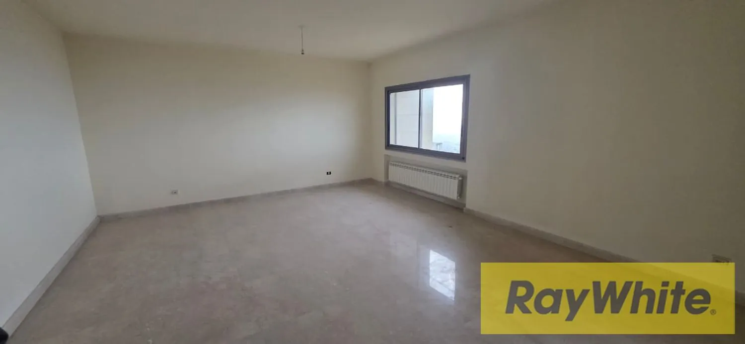 High-end Apartment For Sale In Ain Saddeh- Prime Location — الصورة 4