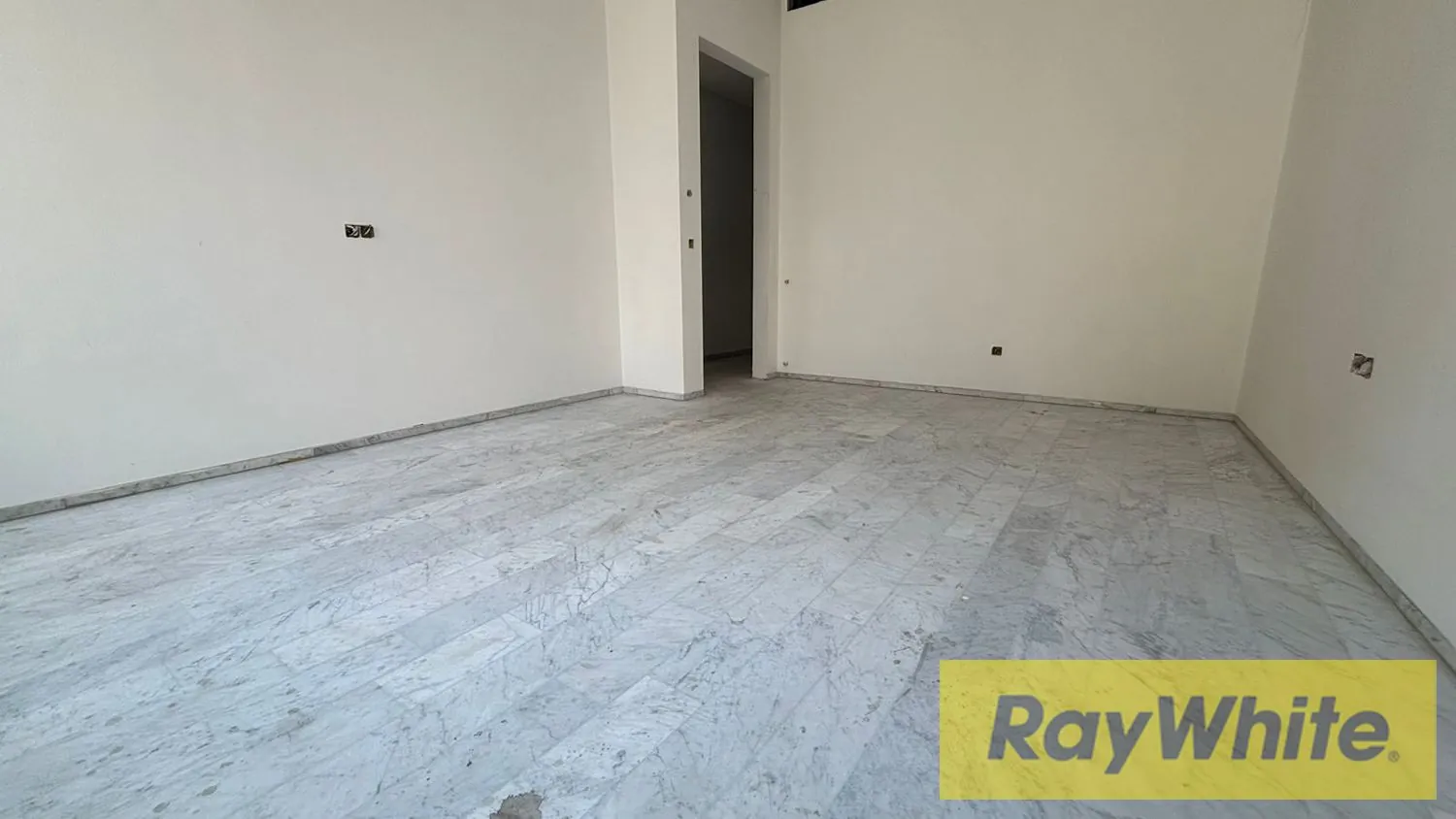 Apartment For Sale In Badaro — الصورة 4