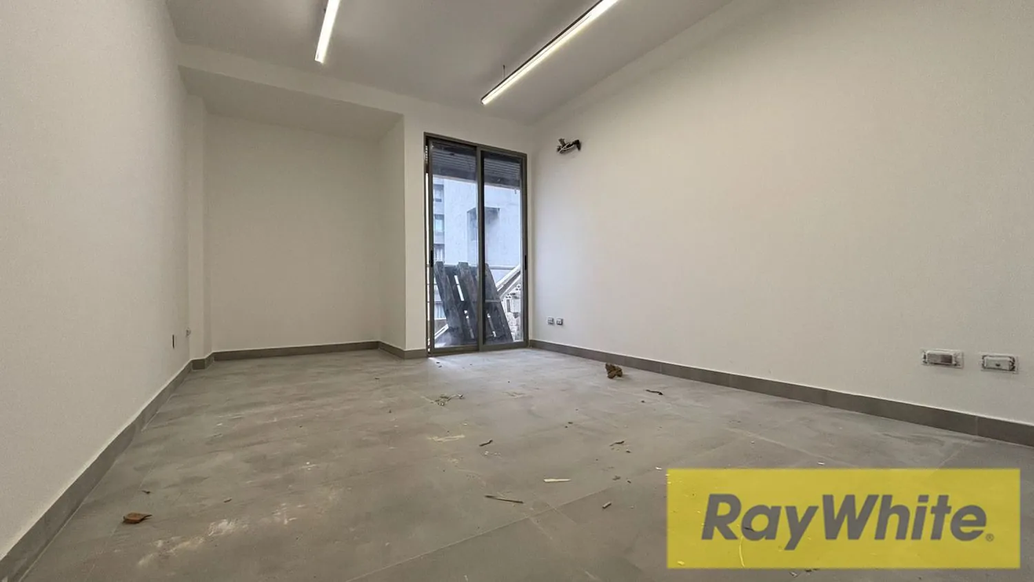 Office For Rent In Badaro, Beirut — الصورة 4
