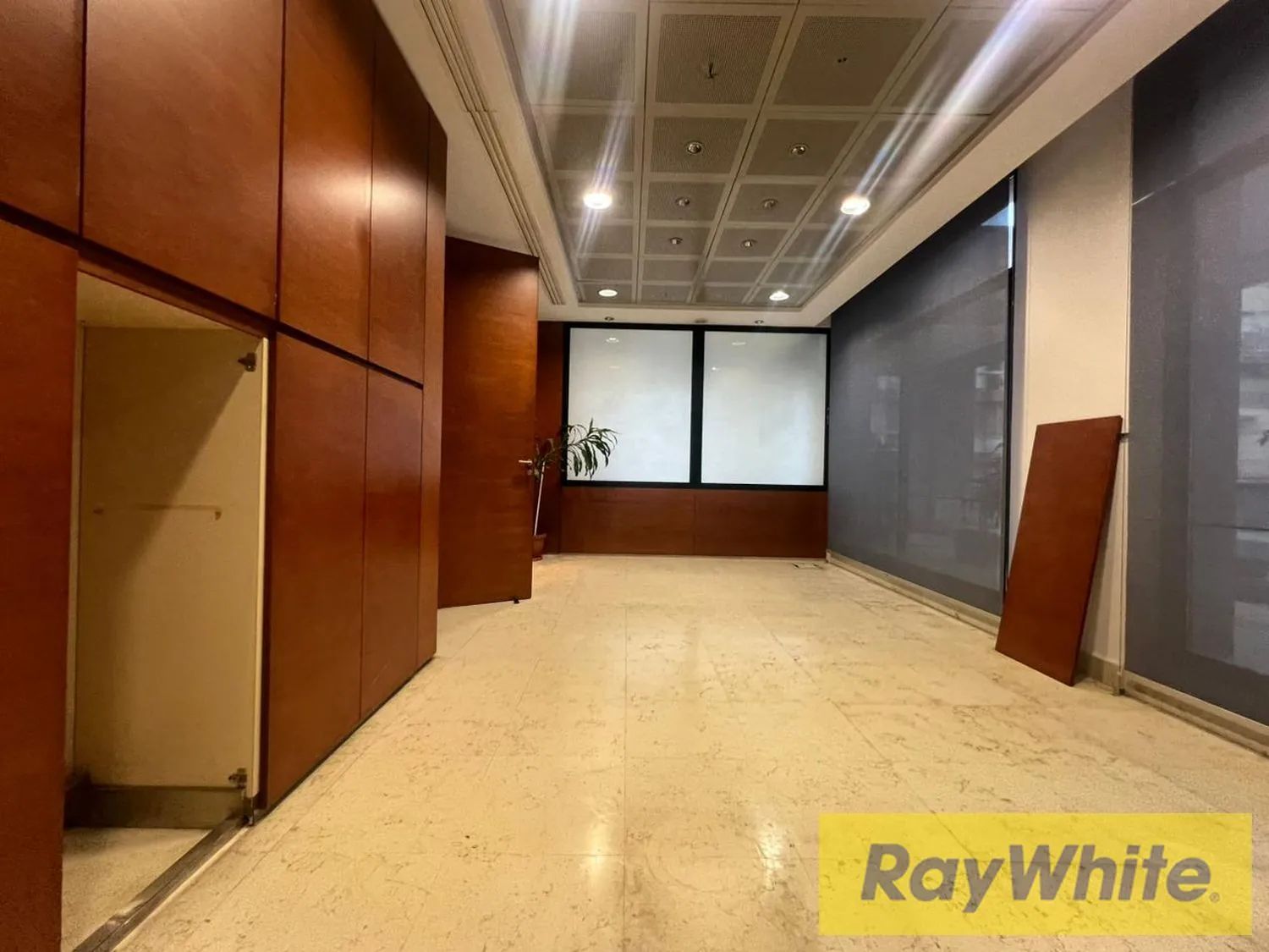 Prime Office For Rent On Hamra Main Street