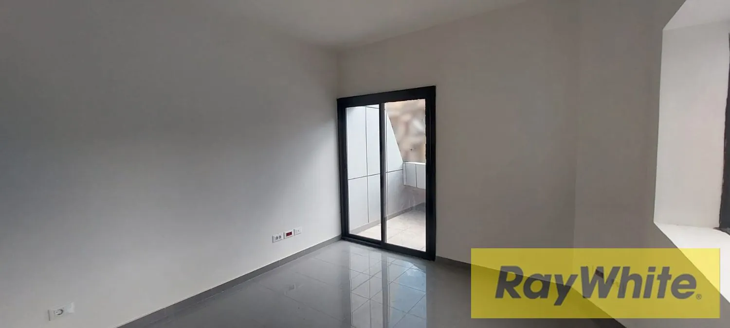 Office For Rent In Furn El Chebbak Aadlieh — الصورة 2