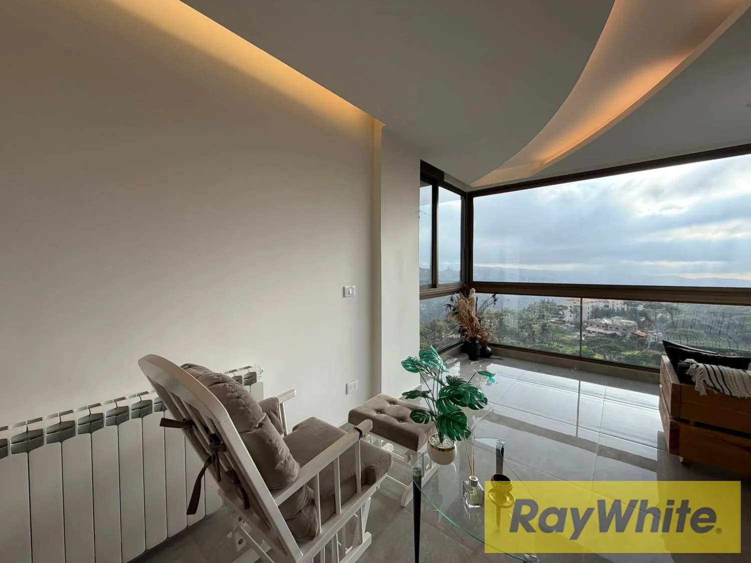 Luxury Renovated Duplex +terrace For Sale In Zaraoun — photo 3