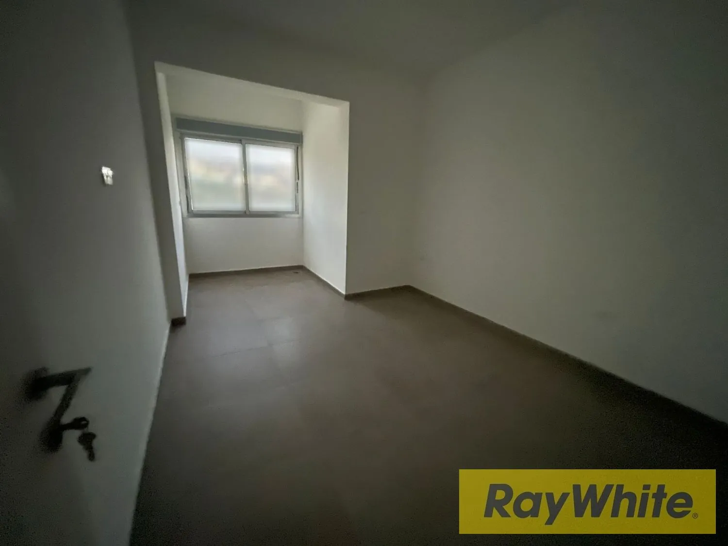Apartment For Sale In Dbayeh — الصورة 3